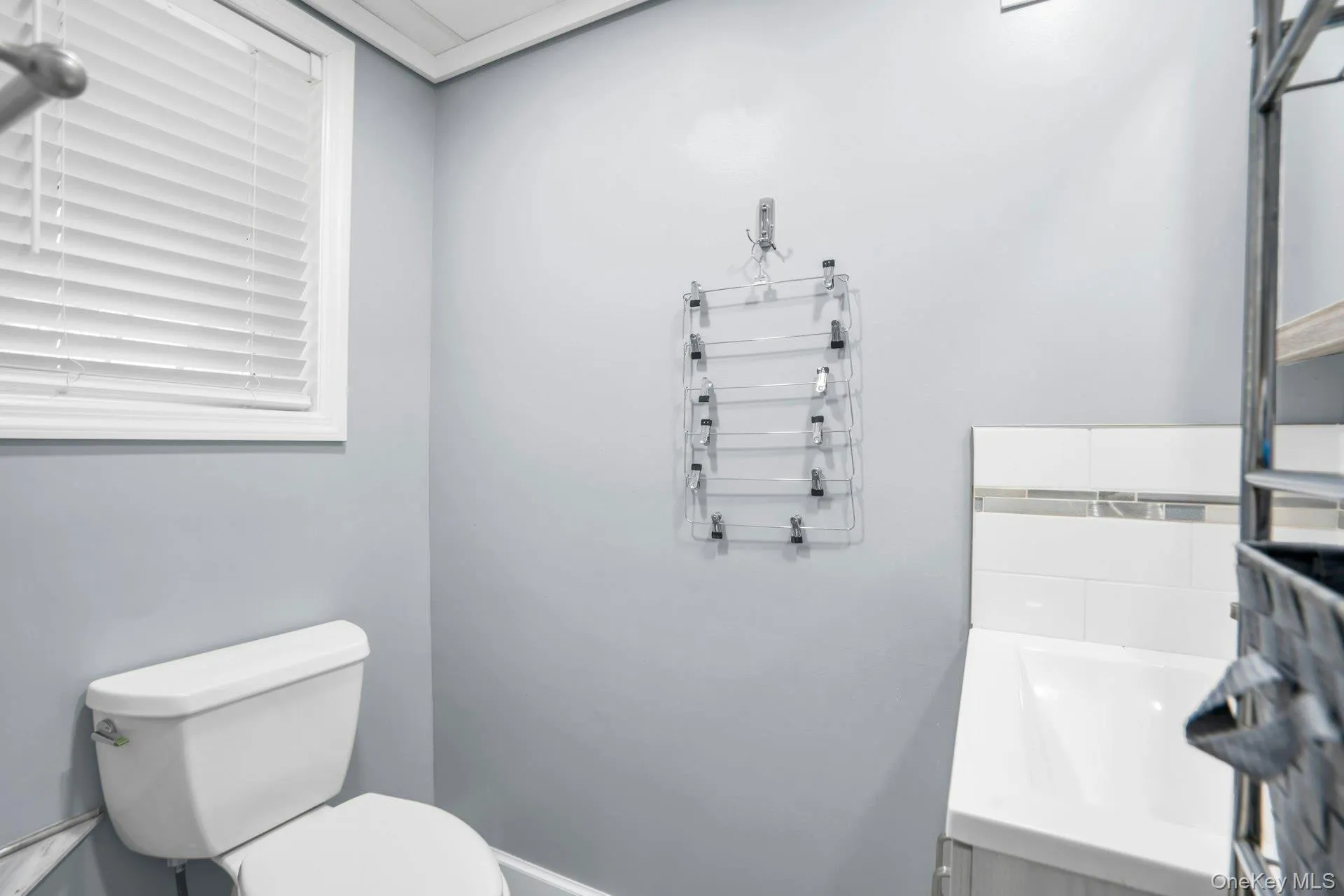 451 Gibbs Pond Road, Smithtown, NY, 4 Bedrooms Bedrooms, 9 Rooms Rooms,3 BathroomsBathrooms,Residential,For Rent,Gibbs Pond,0,997435 451 Gibbs Pond Road, Smithtown, NY, 4 Bedrooms Bedrooms, 9 Rooms Rooms,3 BathroomsBathrooms,Residential,For Rent,Gibbs Pond,0,997435