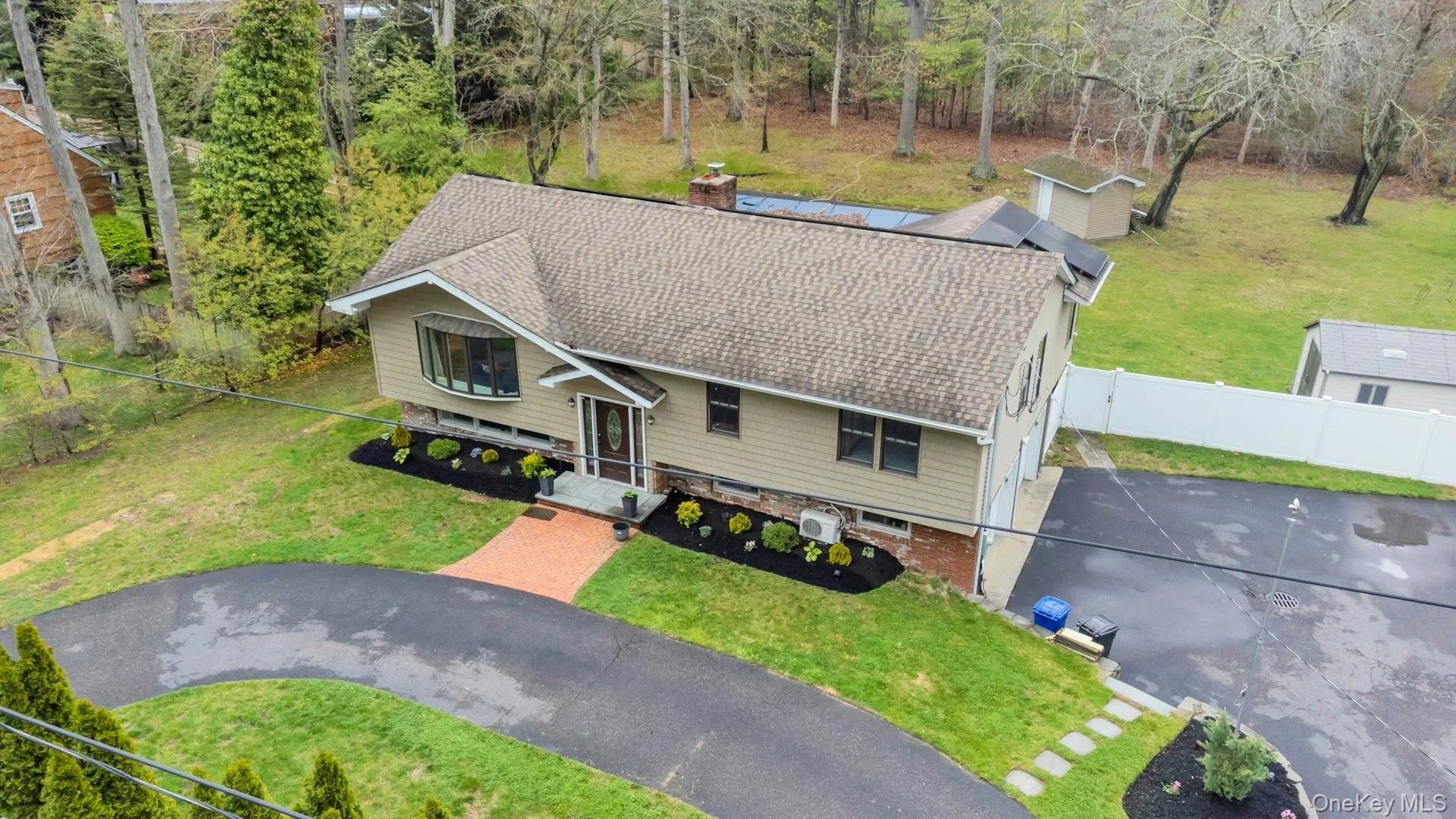 451 Gibbs Pond Road, Smithtown, NY, 4 Bedrooms Bedrooms, 9 Rooms Rooms,3 BathroomsBathrooms,Residential,For Rent,Gibbs Pond,0,997435 451 Gibbs Pond Road, Smithtown, NY, 4 Bedrooms Bedrooms, 9 Rooms Rooms,3 BathroomsBathrooms,Residential,For Rent,Gibbs Pond,0,997435