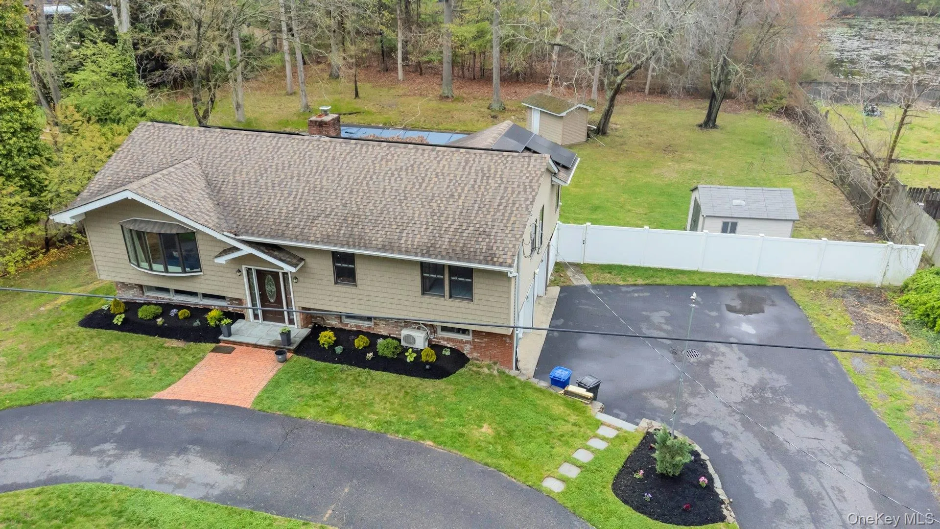 451 Gibbs Pond Road, Smithtown, NY, 4 Bedrooms Bedrooms, 9 Rooms Rooms,3 BathroomsBathrooms,Residential,For Rent,Gibbs Pond,0,997435 451 Gibbs Pond Road, Smithtown, NY, 4 Bedrooms Bedrooms, 9 Rooms Rooms,3 BathroomsBathrooms,Residential,For Rent,Gibbs Pond,0,997435