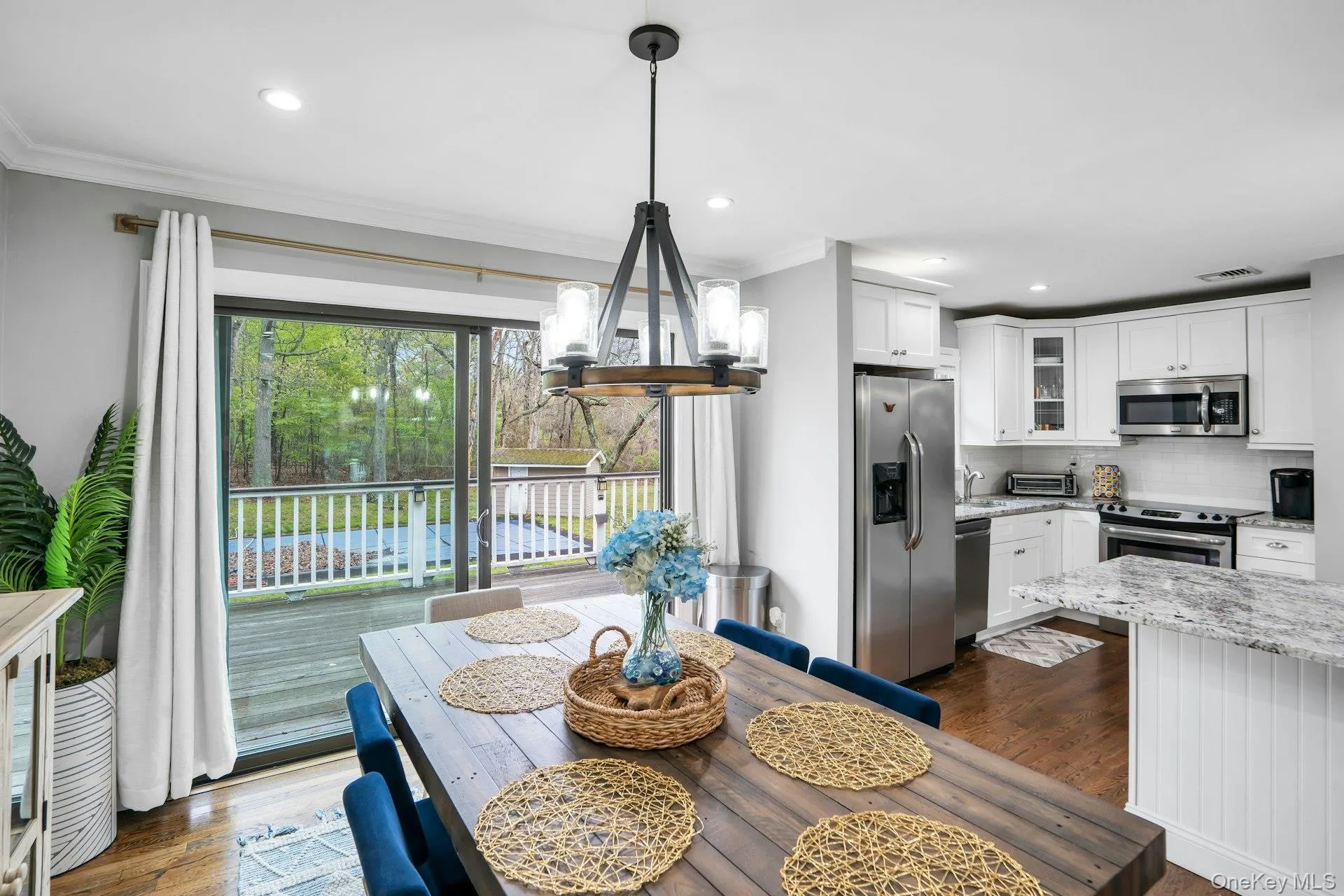 451 Gibbs Pond Road, Smithtown, NY, 4 Bedrooms Bedrooms, 9 Rooms Rooms,3 BathroomsBathrooms,Residential,For Rent,Gibbs Pond,0,997435 451 Gibbs Pond Road, Smithtown, NY, 4 Bedrooms Bedrooms, 9 Rooms Rooms,3 BathroomsBathrooms,Residential,For Rent,Gibbs Pond,0,997435