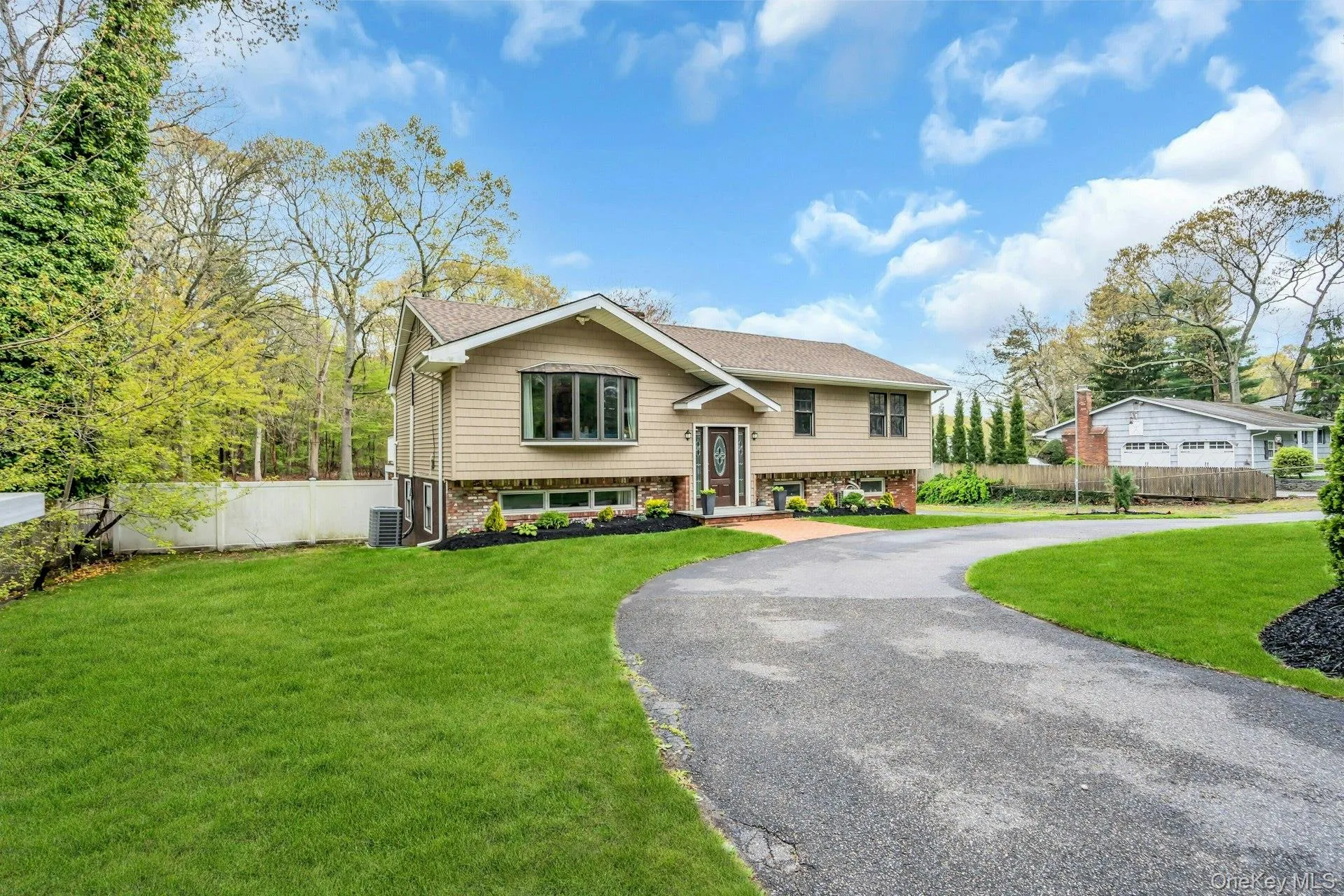 451 Gibbs Pond Road, Smithtown, NY, 4 Bedrooms Bedrooms, 9 Rooms Rooms,3 BathroomsBathrooms,Residential,For Rent,Gibbs Pond,0,997435 451 Gibbs Pond Road, Smithtown, NY, 4 Bedrooms Bedrooms, 9 Rooms Rooms,3 BathroomsBathrooms,Residential,For Rent,Gibbs Pond,0,997435