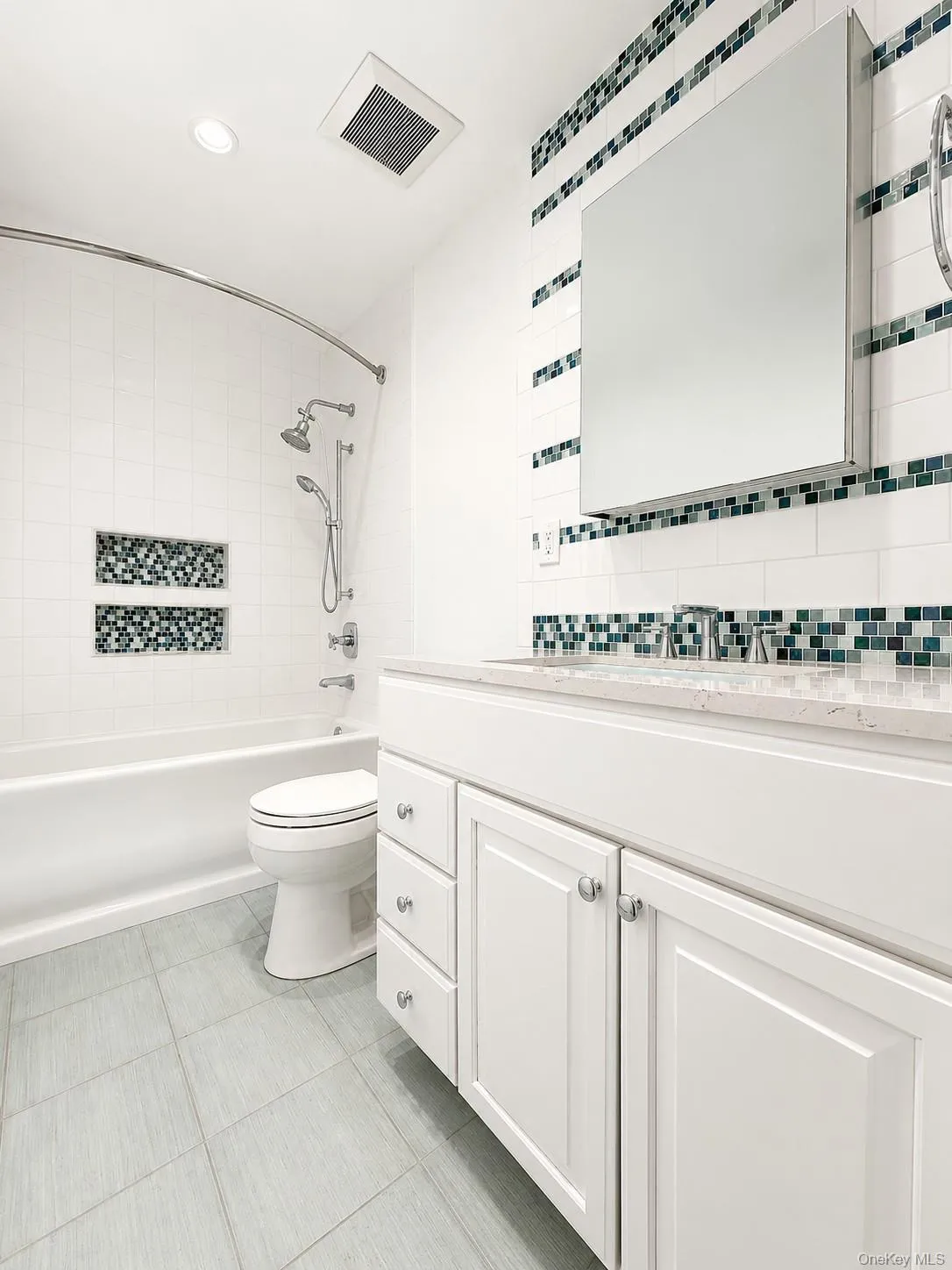 330 Central Park Avenue, Scarsdale, NY, 2 Bedrooms Bedrooms, 4 Rooms Rooms,2 BathroomsBathrooms,Residential Lease,For Rent,Central Park,0,997436 330 Central Park Avenue, Scarsdale, NY, 2 Bedrooms Bedrooms, 4 Rooms Rooms,2 BathroomsBathrooms,Residential Lease,For Rent,Central Park,0,997436