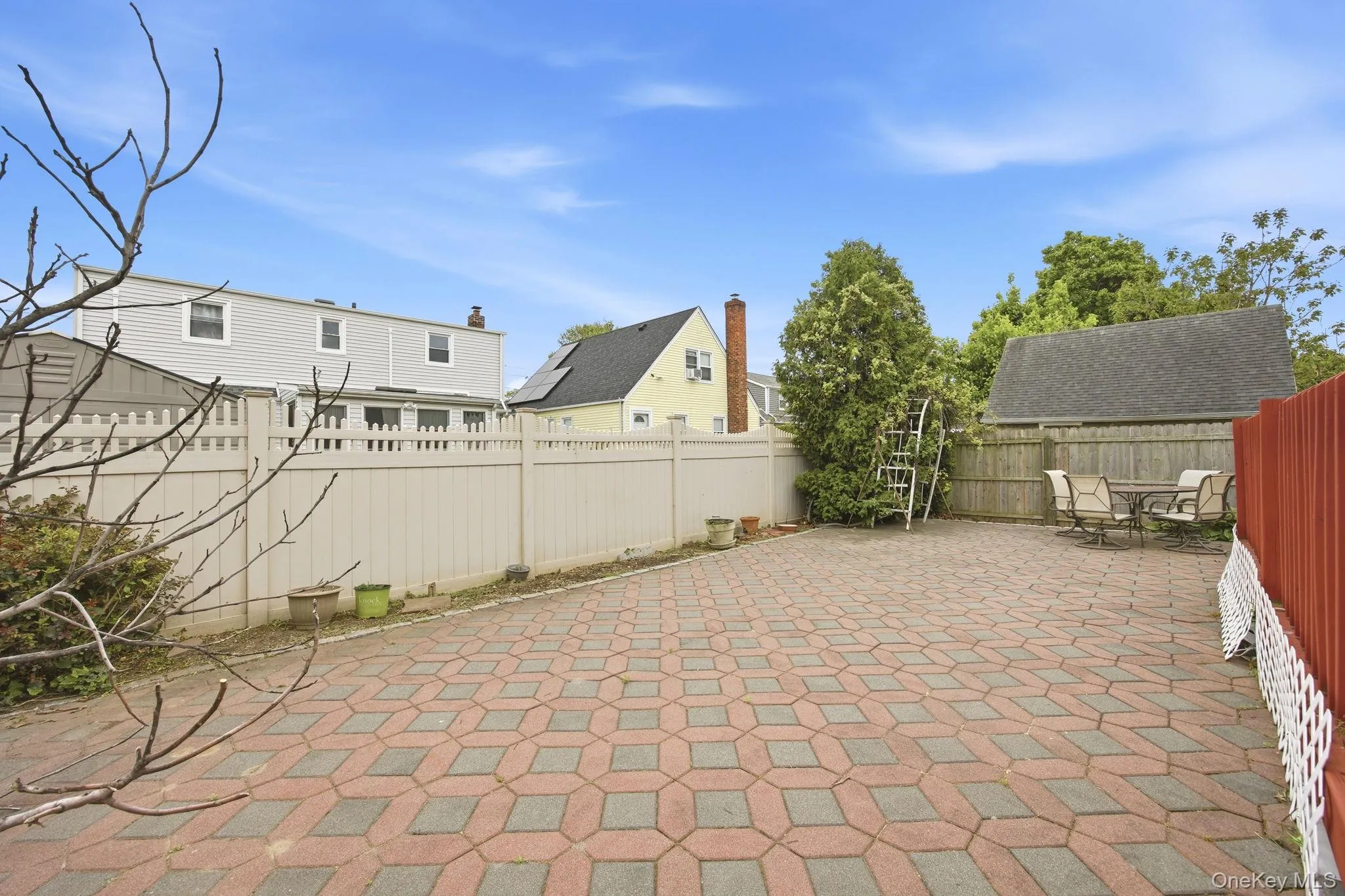 16 6th Avenue, North Hempstead, NY, 4 Bedrooms Bedrooms, 8 Rooms Rooms,2 BathroomsBathrooms,Residential,For Rent,6th,0,997440 16 6th Avenue, North Hempstead, NY, 4 Bedrooms Bedrooms, 8 Rooms Rooms,2 BathroomsBathrooms,Residential,For Rent,6th,0,997440