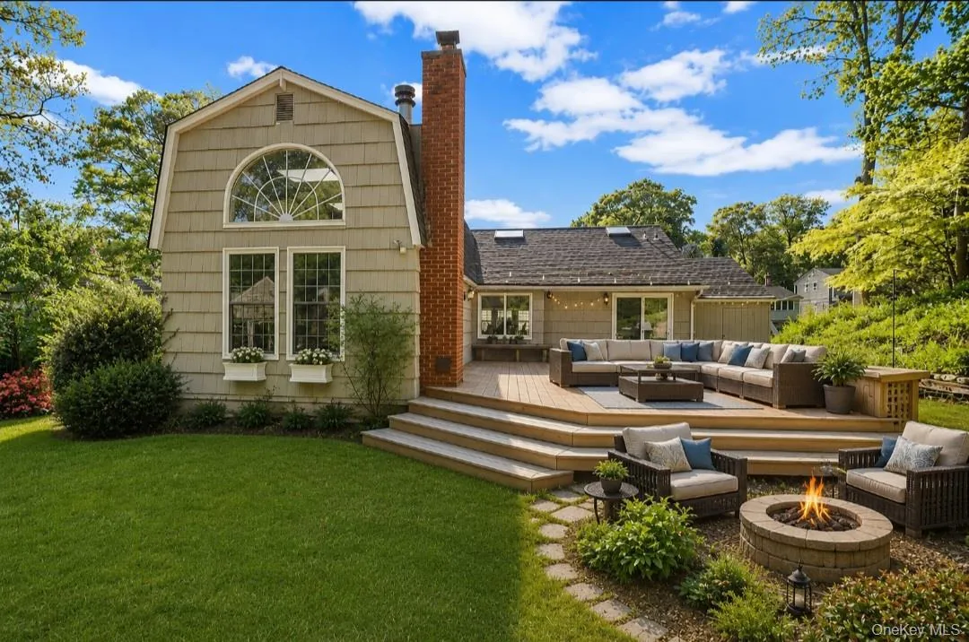 42 Shady Lane, Huntington, NY, 3 Bedrooms Bedrooms, 7 Rooms Rooms,2 BathroomsBathrooms,Residential,For Rent,Shady,0,997444 42 Shady Lane, Huntington, NY, 3 Bedrooms Bedrooms, 7 Rooms Rooms,2 BathroomsBathrooms,Residential,For Rent,Shady,0,997444