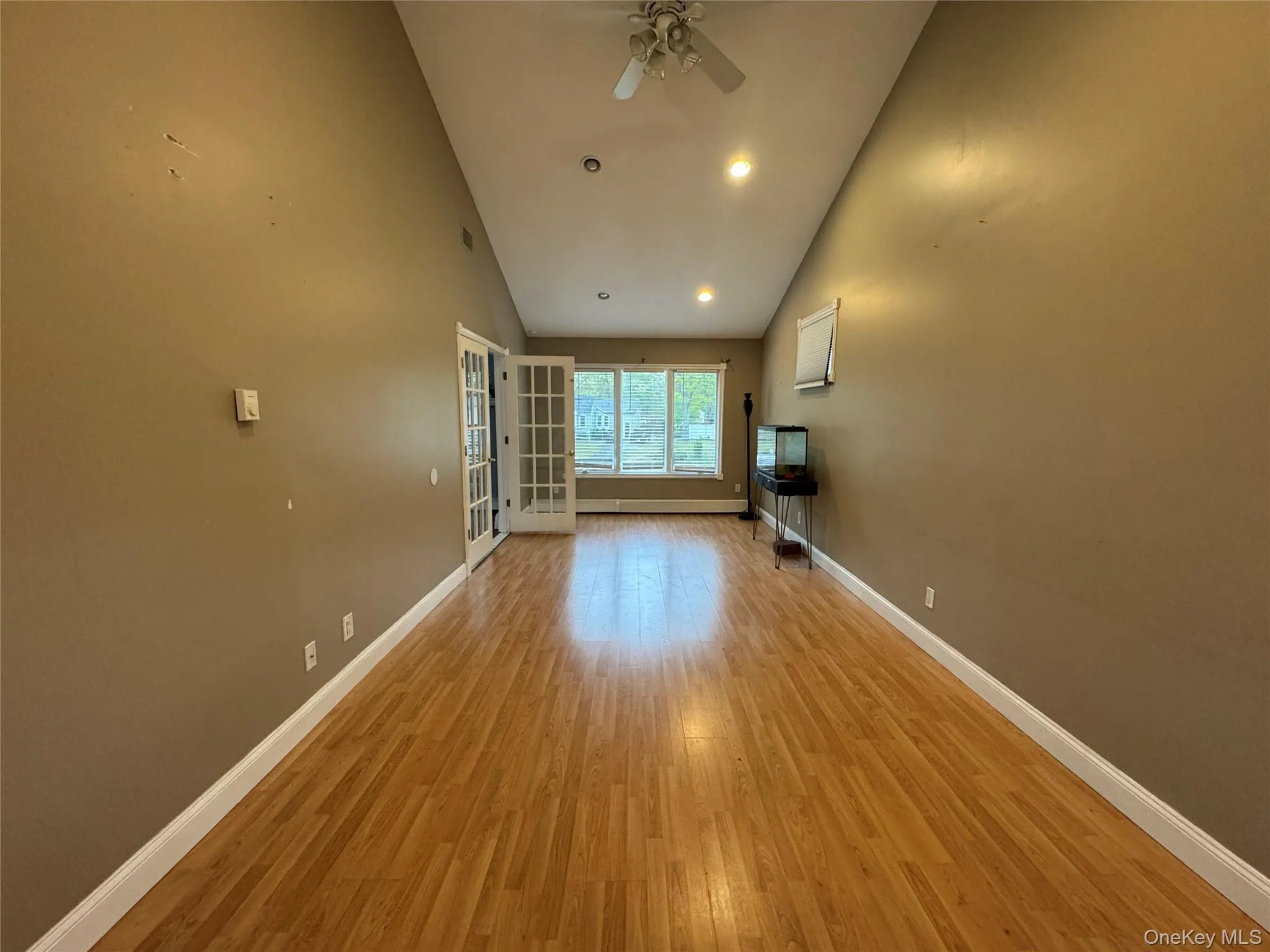 11 Oak Place, Brookhaven, NY, 4 Bedrooms Bedrooms, 6 Rooms Rooms,2 BathroomsBathrooms,Residential Lease,For Rent,Oak,0,997447 11 Oak Place, Brookhaven, NY, 4 Bedrooms Bedrooms, 6 Rooms Rooms,2 BathroomsBathrooms,Residential Lease,For Rent,Oak,0,997447