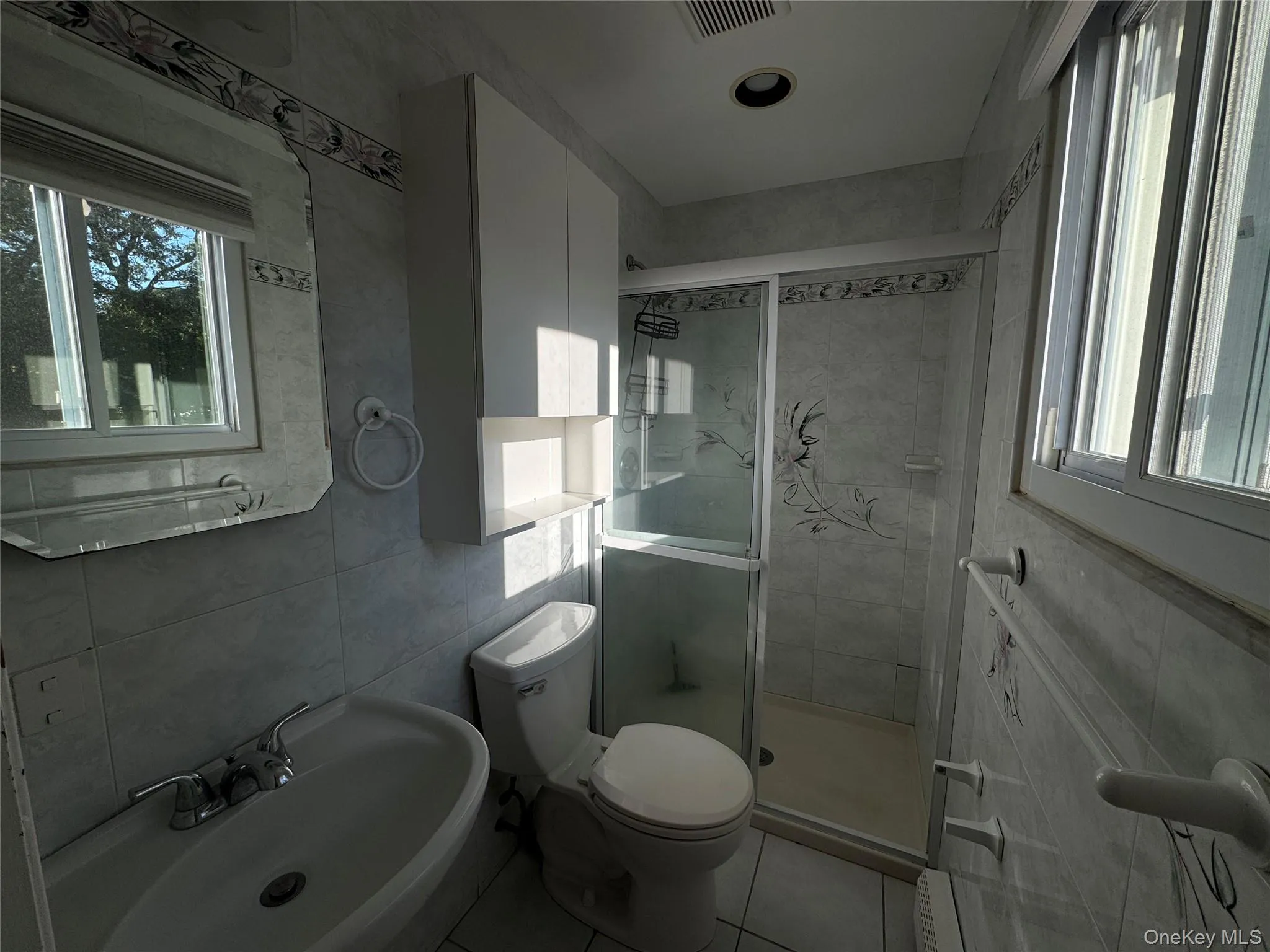 11 Oak Place, Brookhaven, NY, 4 Bedrooms Bedrooms, 6 Rooms Rooms,2 BathroomsBathrooms,Residential Lease,For Rent,Oak,0,997447 11 Oak Place, Brookhaven, NY, 4 Bedrooms Bedrooms, 6 Rooms Rooms,2 BathroomsBathrooms,Residential Lease,For Rent,Oak,0,997447