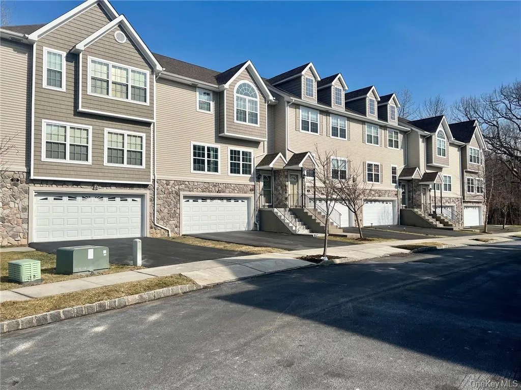 8 Seeley Bull Street, Monroe, NY, 3 Bedrooms Bedrooms, 7 Rooms Rooms,2 BathroomsBathrooms,Residential Lease,For Rent,Seeley Bull,0,997449 8 Seeley Bull Street, Monroe, NY, 3 Bedrooms Bedrooms, 7 Rooms Rooms,2 BathroomsBathrooms,Residential Lease,For Rent,Seeley Bull,0,997449