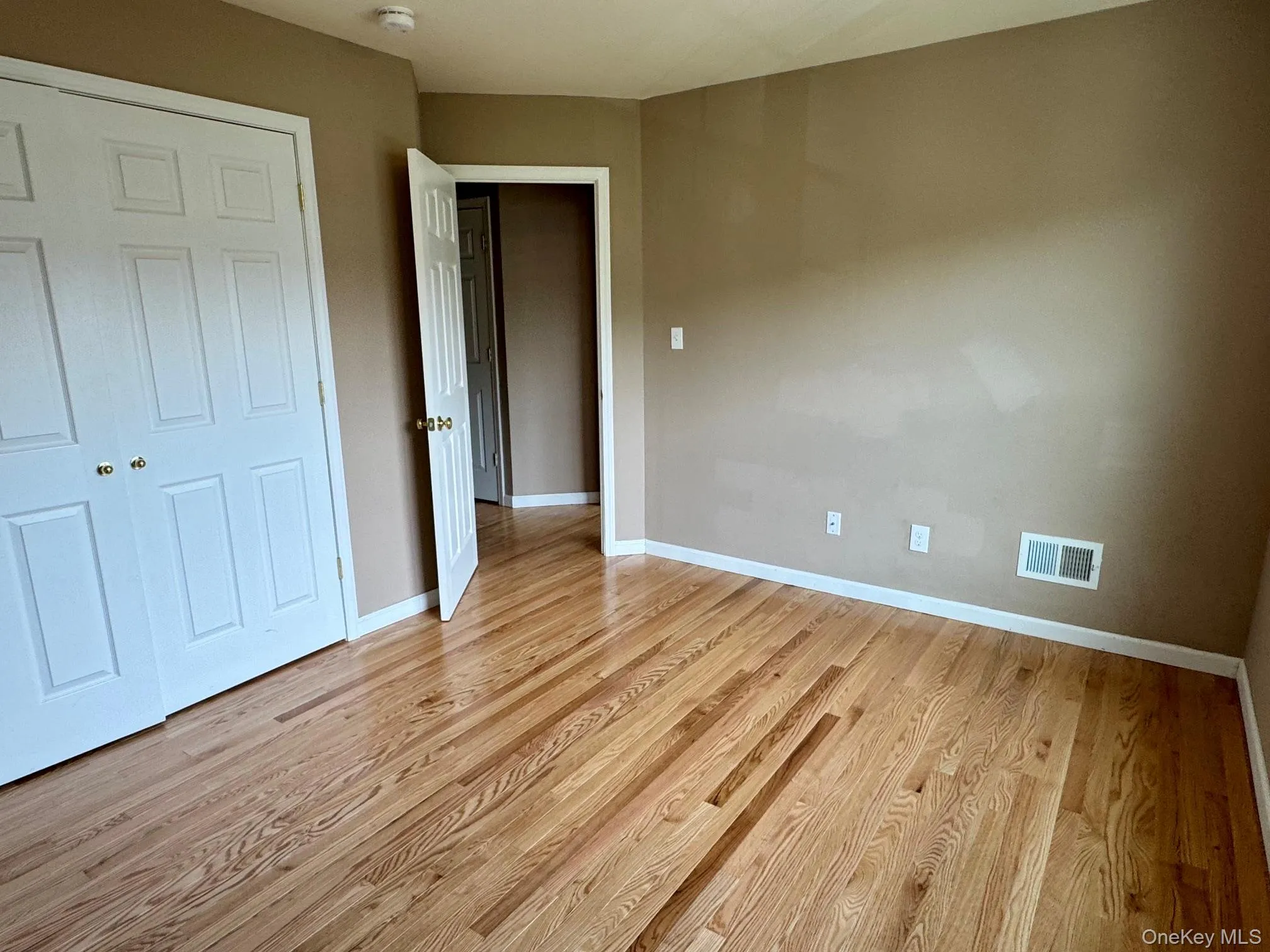8 Seeley Bull Street, Monroe, NY, 3 Bedrooms Bedrooms, 7 Rooms Rooms,2 BathroomsBathrooms,Residential Lease,For Rent,Seeley Bull,0,997449 8 Seeley Bull Street, Monroe, NY, 3 Bedrooms Bedrooms, 7 Rooms Rooms,2 BathroomsBathrooms,Residential Lease,For Rent,Seeley Bull,0,997449