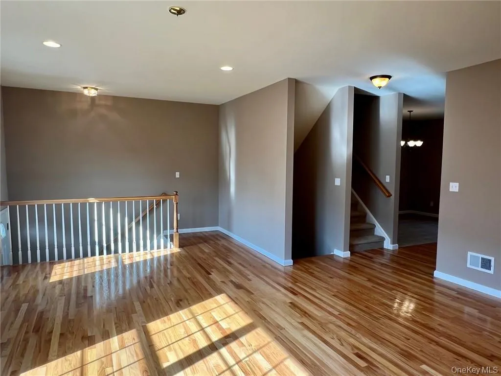 8 Seeley Bull Street, Monroe, NY, 3 Bedrooms Bedrooms, 7 Rooms Rooms,2 BathroomsBathrooms,Residential Lease,For Rent,Seeley Bull,0,997449 8 Seeley Bull Street, Monroe, NY, 3 Bedrooms Bedrooms, 7 Rooms Rooms,2 BathroomsBathrooms,Residential Lease,For Rent,Seeley Bull,0,997449