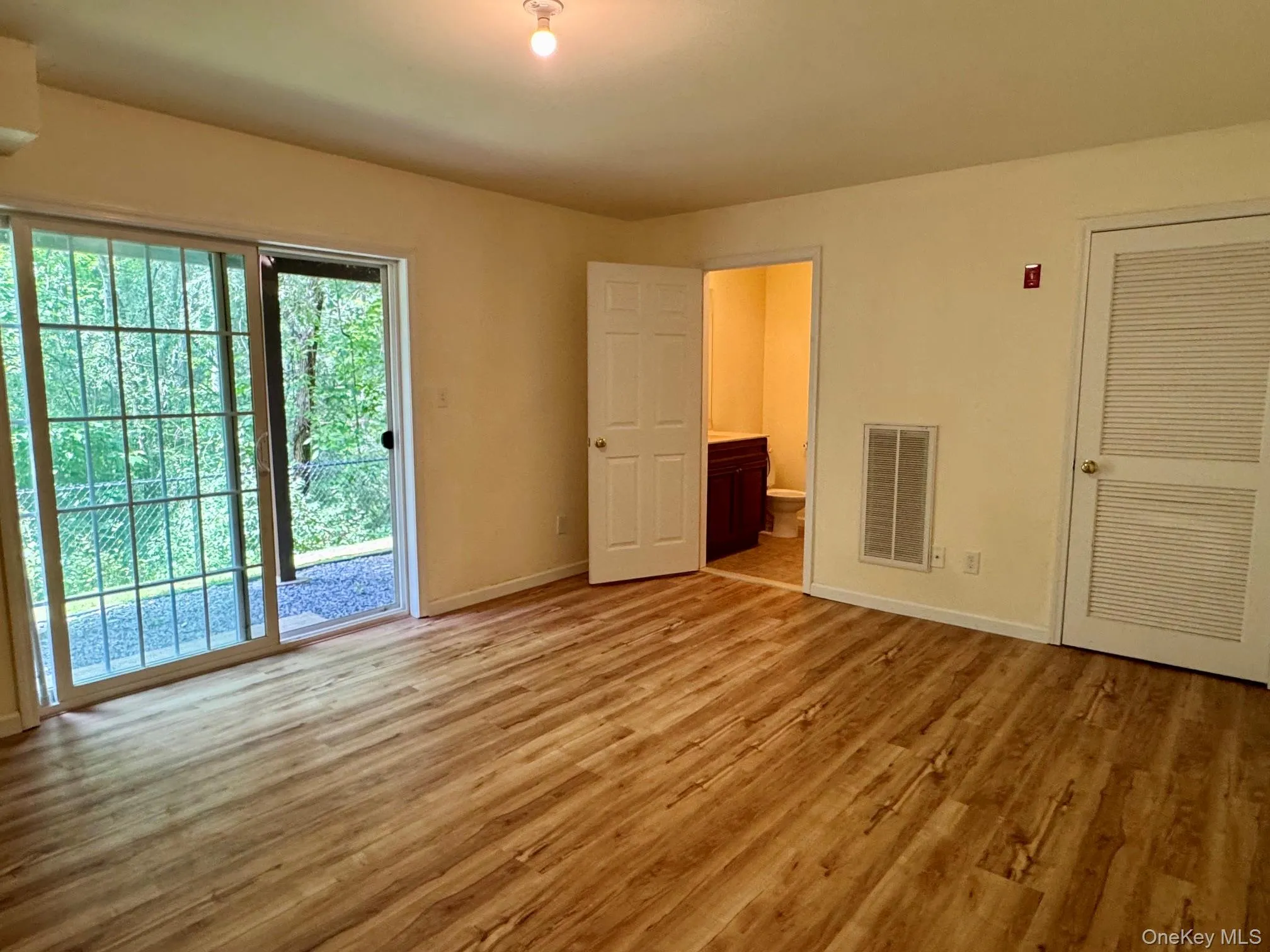 8 Seeley Bull Street, Monroe, NY, 3 Bedrooms Bedrooms, 7 Rooms Rooms,2 BathroomsBathrooms,Residential Lease,For Rent,Seeley Bull,0,997449 8 Seeley Bull Street, Monroe, NY, 3 Bedrooms Bedrooms, 7 Rooms Rooms,2 BathroomsBathrooms,Residential Lease,For Rent,Seeley Bull,0,997449