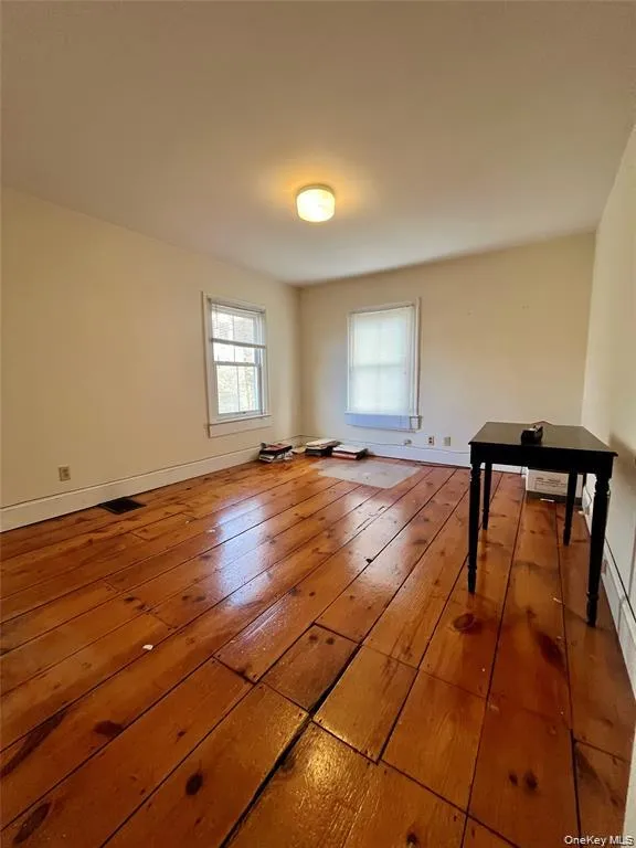 47 Wickham Avenue, Middletown, NY, 3 Bedrooms Bedrooms, 7 Rooms Rooms,1 BathroomBathrooms,Residential Sale,For Rent,Wickham,0,997491 47 Wickham Avenue, Middletown, NY, 3 Bedrooms Bedrooms, 7 Rooms Rooms,1 BathroomBathrooms,Residential Sale,For Rent,Wickham,0,997491