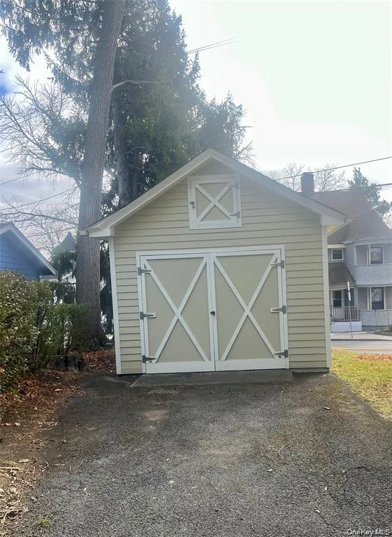 47 Wickham Avenue, Middletown, NY, 3 Bedrooms Bedrooms, 7 Rooms Rooms,1 BathroomBathrooms,Residential Sale,For Rent,Wickham,0,997491 47 Wickham Avenue, Middletown, NY, 3 Bedrooms Bedrooms, 7 Rooms Rooms,1 BathroomBathrooms,Residential Sale,For Rent,Wickham,0,997491