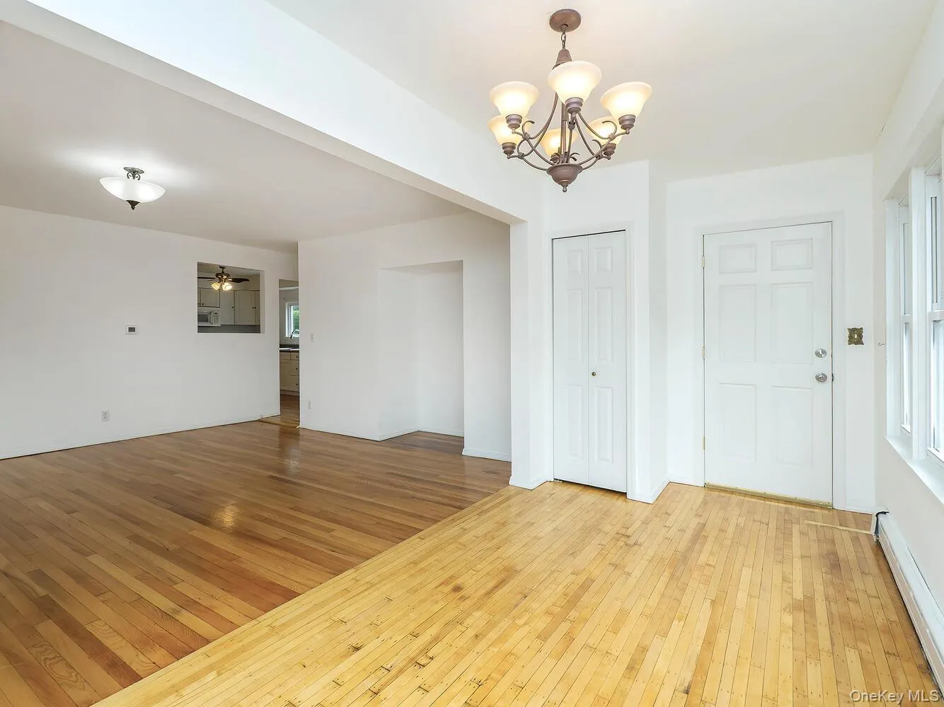 3 Smull Place, North Hempstead, NY, 3 Bedrooms Bedrooms, 6 Rooms Rooms,1 BathroomBathrooms,Residential Lease,For Rent,Smull,0,997495 3 Smull Place, North Hempstead, NY, 3 Bedrooms Bedrooms, 6 Rooms Rooms,1 BathroomBathrooms,Residential Lease,For Rent,Smull,0,997495