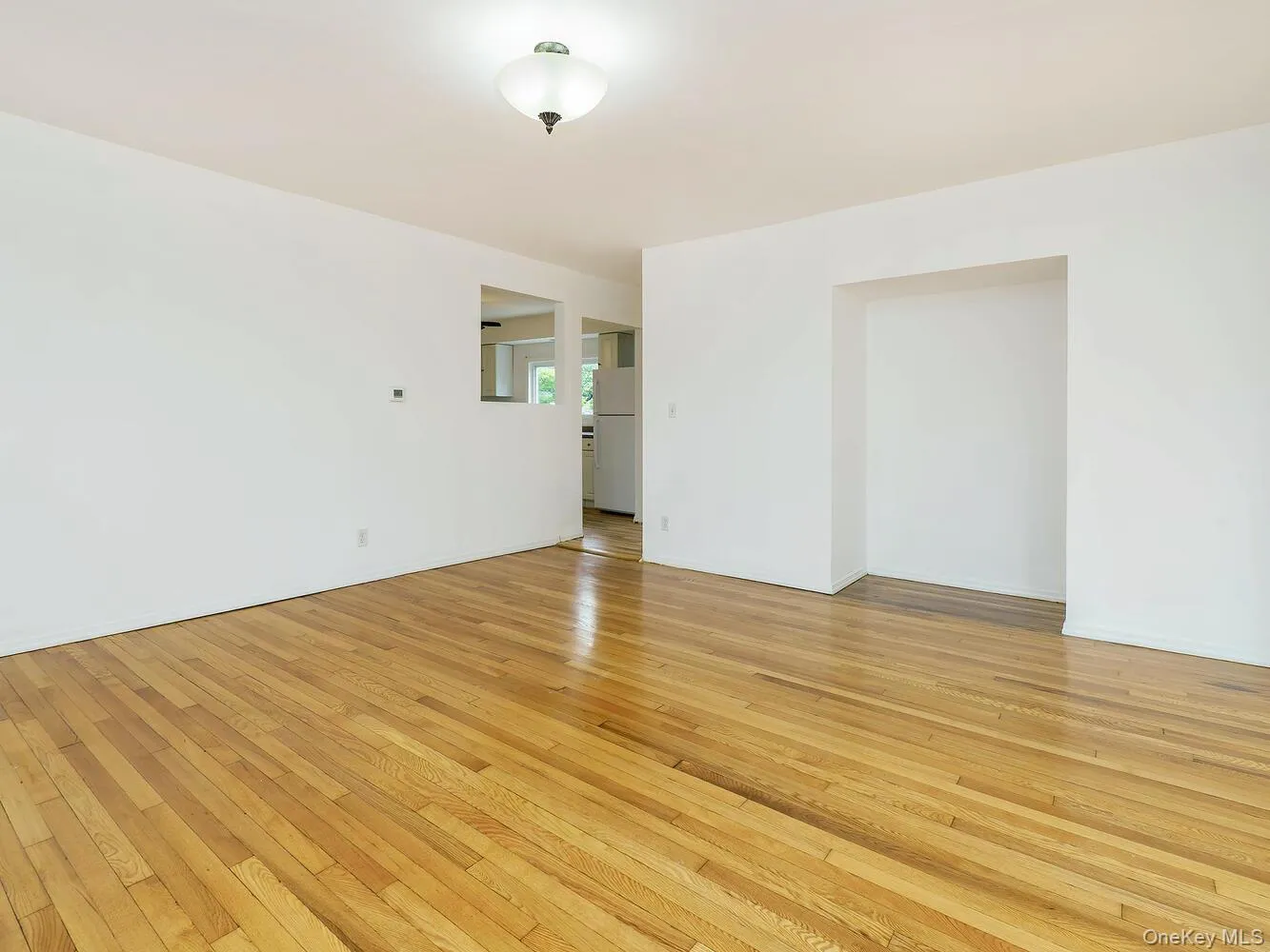 3 Smull Place, North Hempstead, NY, 3 Bedrooms Bedrooms, 6 Rooms Rooms,1 BathroomBathrooms,Residential Lease,For Rent,Smull,0,997495 3 Smull Place, North Hempstead, NY, 3 Bedrooms Bedrooms, 6 Rooms Rooms,1 BathroomBathrooms,Residential Lease,For Rent,Smull,0,997495