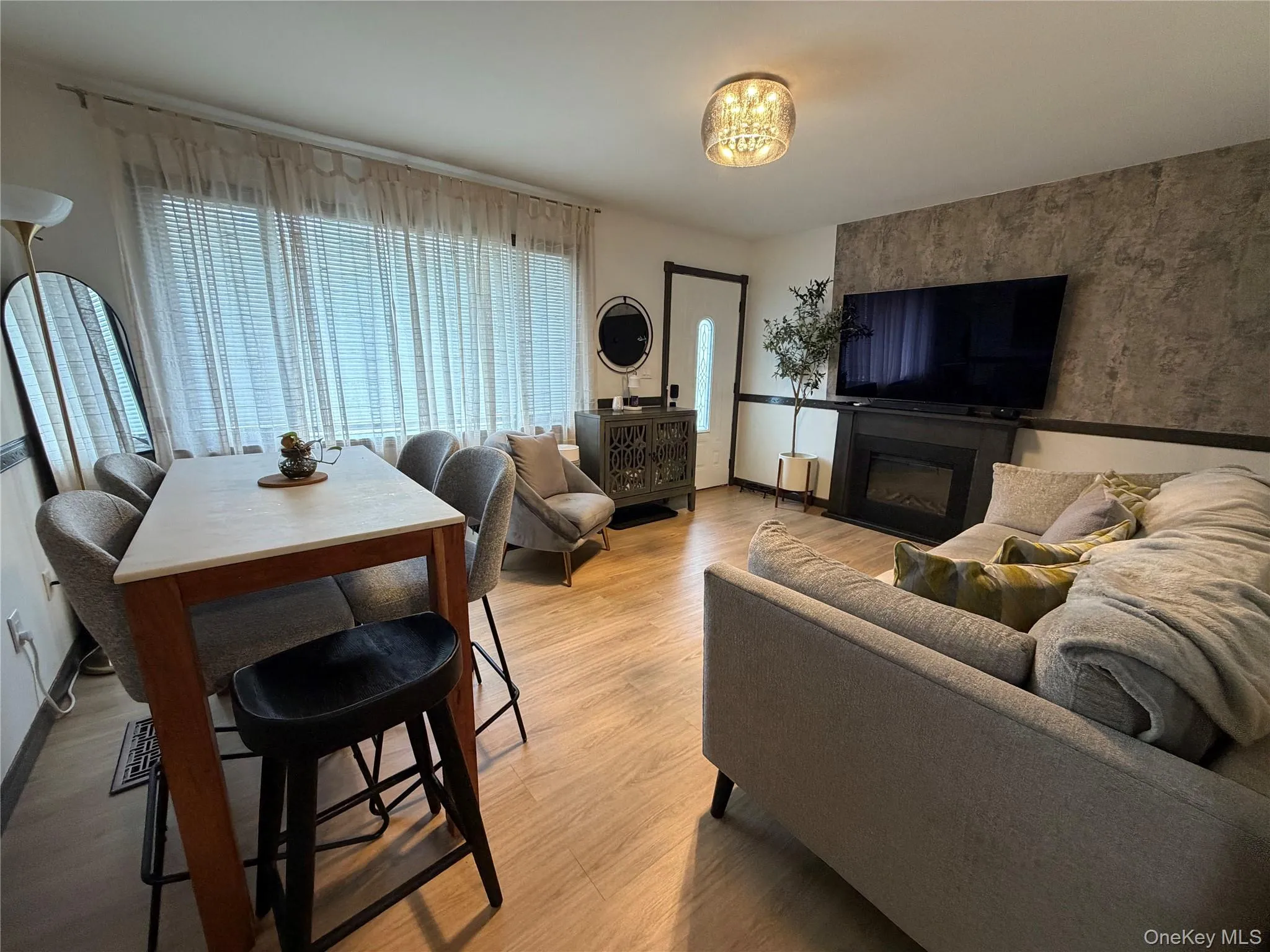 Hardwood floors Hardwood floors