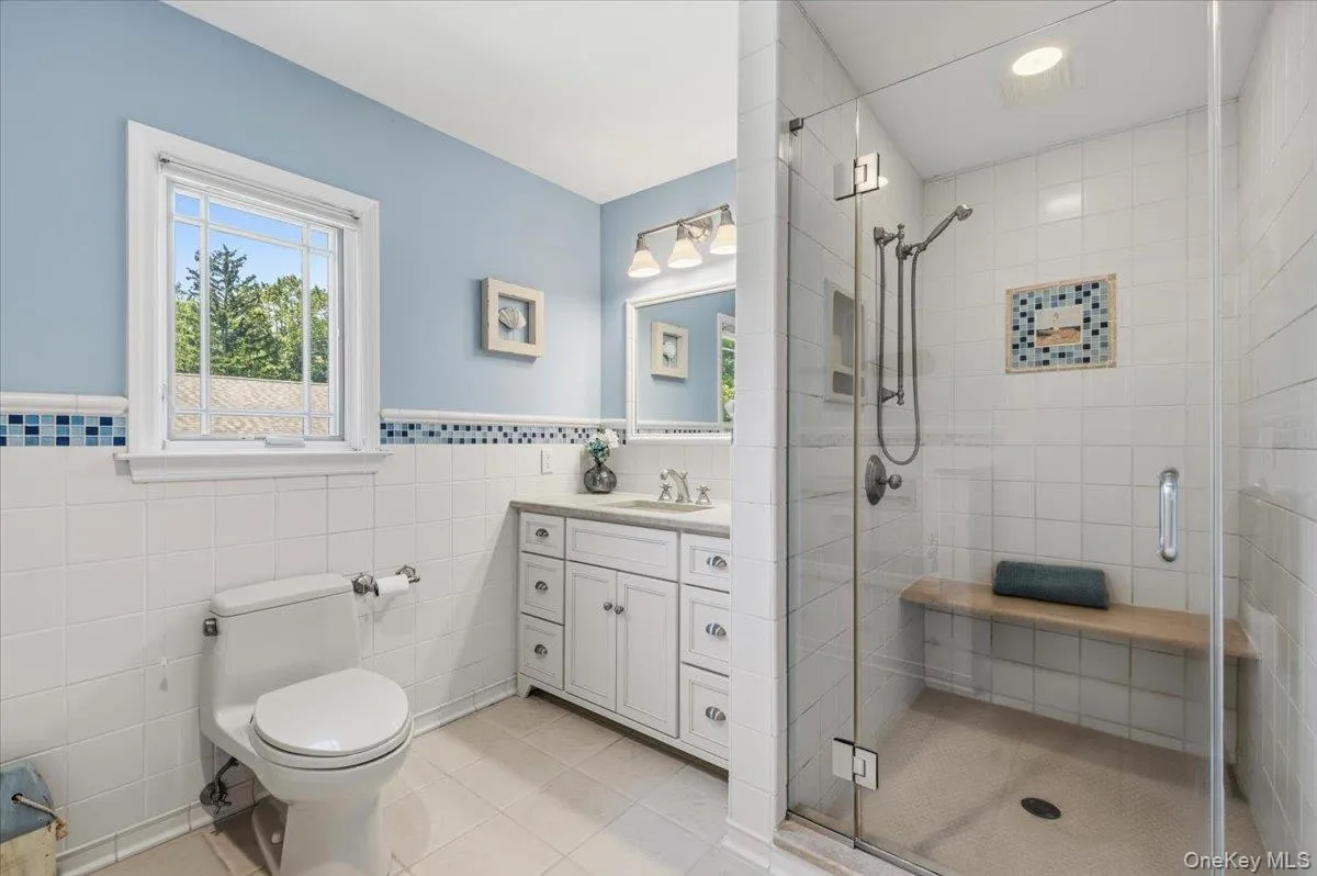 8 Lewis Lane, North Hempstead, NY, 5 Bedrooms Bedrooms, 9 Rooms Rooms,4 BathroomsBathrooms,Residential,For Rent,Lewis,0,997502 8 Lewis Lane, North Hempstead, NY, 5 Bedrooms Bedrooms, 9 Rooms Rooms,4 BathroomsBathrooms,Residential,For Rent,Lewis,0,997502
