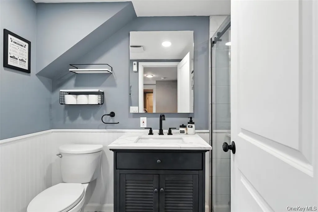 8 Broadway, Clarkstown, NY, 3 Bedrooms Bedrooms, 6 Rooms Rooms,2 BathroomsBathrooms,Residential Lease,For Rent,Broadway,0,KEY997509 8 Broadway, Clarkstown, NY, 3 Bedrooms Bedrooms, 6 Rooms Rooms,2 BathroomsBathrooms,Residential Lease,For Rent,Broadway,0,KEY997509