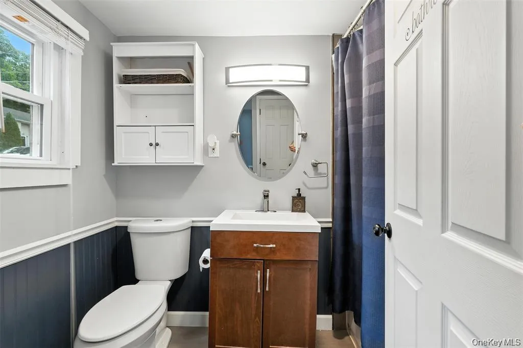 8 Broadway, Clarkstown, NY, 3 Bedrooms Bedrooms, 6 Rooms Rooms,2 BathroomsBathrooms,Residential Lease,For Rent,Broadway,0,KEY997509 8 Broadway, Clarkstown, NY, 3 Bedrooms Bedrooms, 6 Rooms Rooms,2 BathroomsBathrooms,Residential Lease,For Rent,Broadway,0,KEY997509