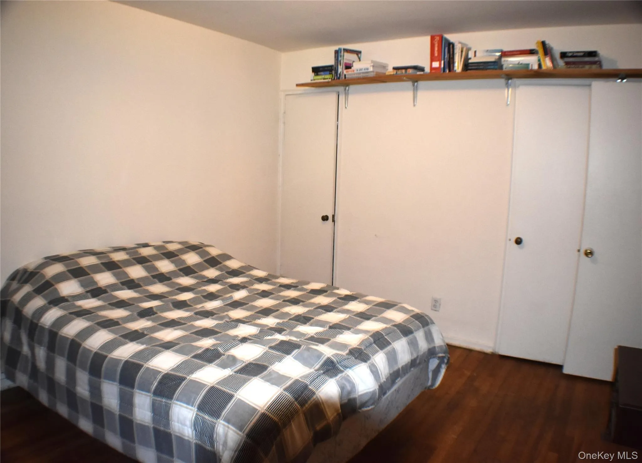 228-14 Stronghurst Avenue, New York, NY, 3 Bedrooms Bedrooms, 6 Rooms Rooms,1 BathroomBathrooms,Residential,For Rent,Stronghurst Avenue,0,997513 228-14 Stronghurst Avenue, New York, NY, 3 Bedrooms Bedrooms, 6 Rooms Rooms,1 BathroomBathrooms,Residential,For Rent,Stronghurst Avenue,0,997513