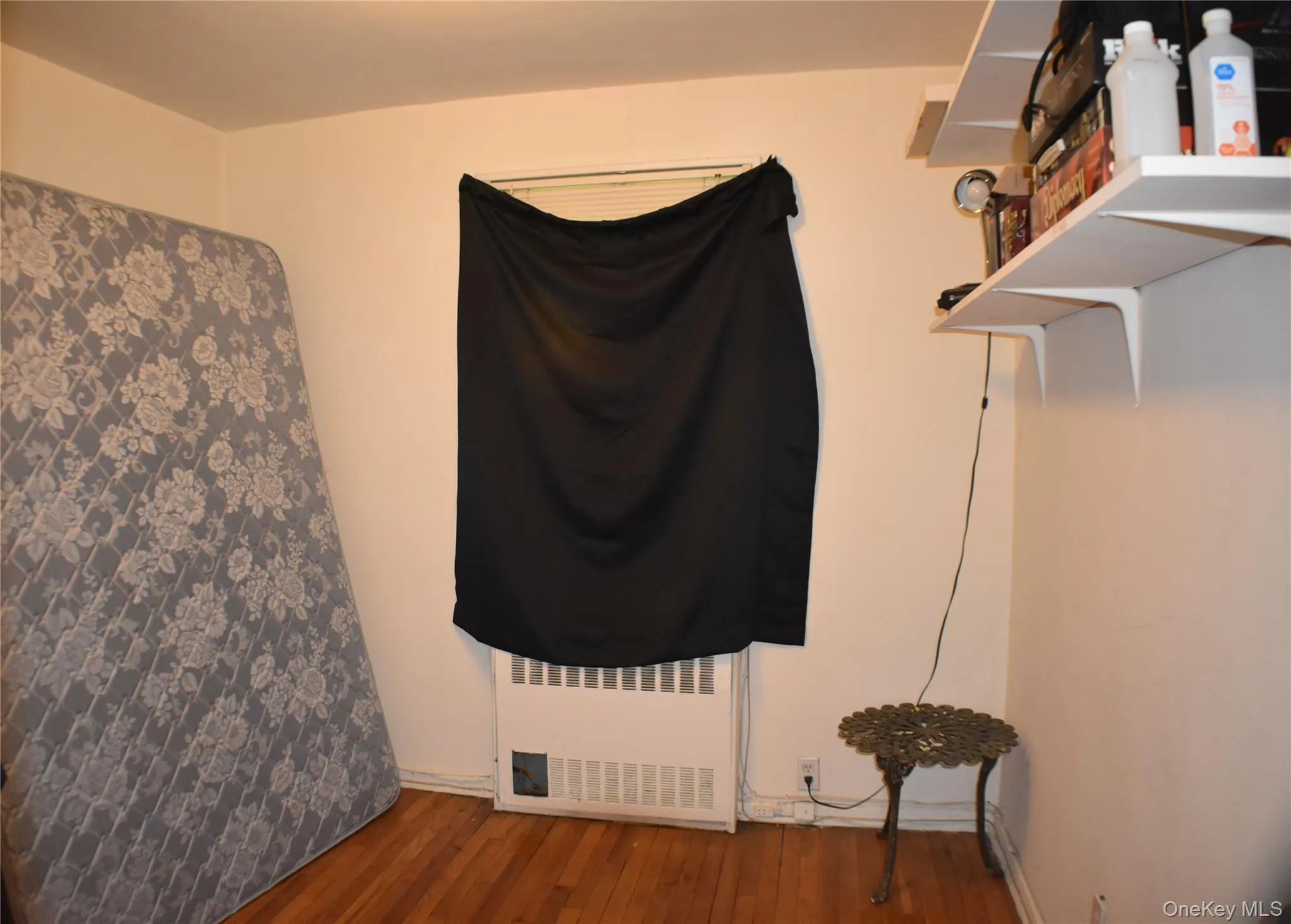 228-14 Stronghurst Avenue, New York, NY, 3 Bedrooms Bedrooms, 6 Rooms Rooms,1 BathroomBathrooms,Residential,For Rent,Stronghurst Avenue,0,997513 228-14 Stronghurst Avenue, New York, NY, 3 Bedrooms Bedrooms, 6 Rooms Rooms,1 BathroomBathrooms,Residential,For Rent,Stronghurst Avenue,0,997513