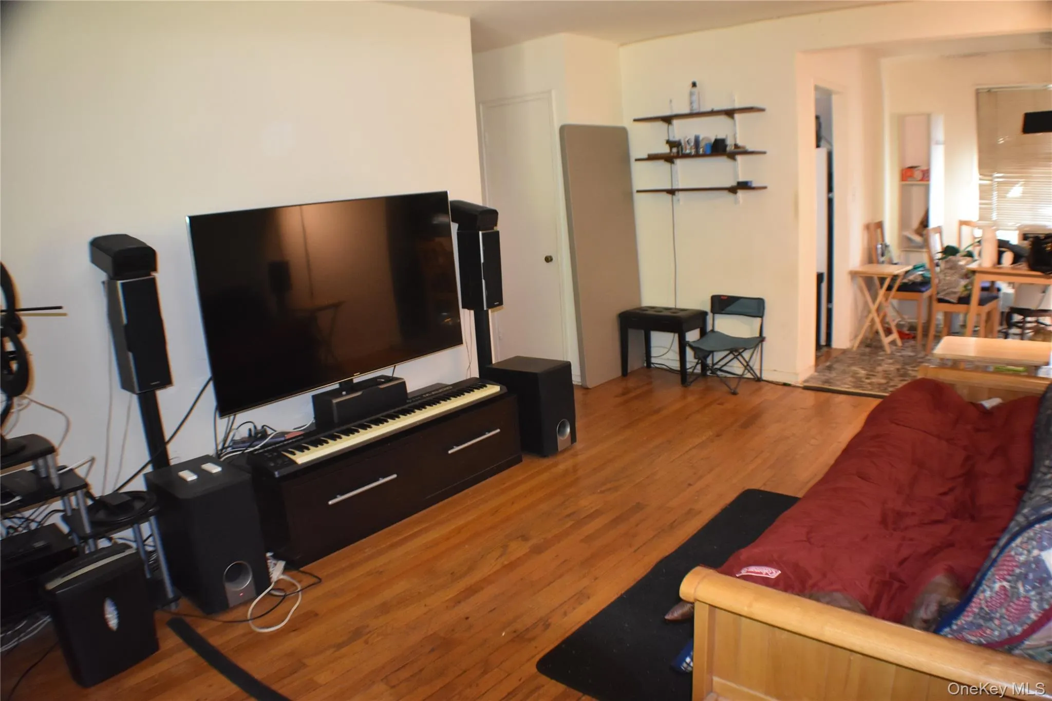 228-14 Stronghurst Avenue, New York, NY, 3 Bedrooms Bedrooms, 6 Rooms Rooms,1 BathroomBathrooms,Residential,For Rent,Stronghurst Avenue,0,997513 228-14 Stronghurst Avenue, New York, NY, 3 Bedrooms Bedrooms, 6 Rooms Rooms,1 BathroomBathrooms,Residential,For Rent,Stronghurst Avenue,0,997513