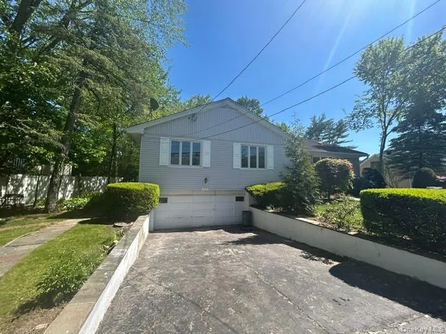 727 Wilmot Road, New Rochelle, NY, 4 Bedrooms Bedrooms, 7 Rooms Rooms,3 BathroomsBathrooms,Residential,For Rent,Wilmot,0,997522 727 Wilmot Road, New Rochelle, NY, 4 Bedrooms Bedrooms, 7 Rooms Rooms,3 BathroomsBathrooms,Residential,For Rent,Wilmot,0,997522