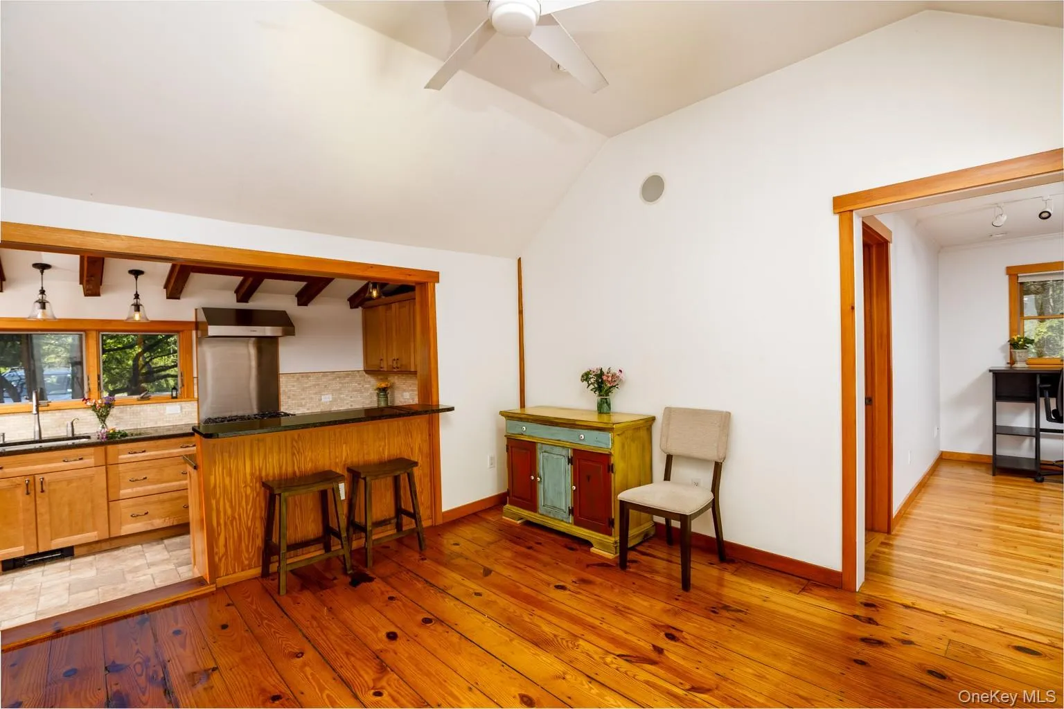 208 Tinker Street, Woodstock, NY, 2 Bedrooms Bedrooms, 6 Rooms Rooms,1 BathroomBathrooms,Residential Sale,For Rent,Tinker,0,997531 208 Tinker Street, Woodstock, NY, 2 Bedrooms Bedrooms, 6 Rooms Rooms,1 BathroomBathrooms,Residential Sale,For Rent,Tinker,0,997531