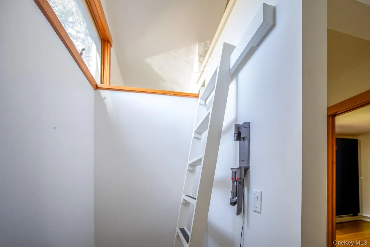 208 Tinker Street, Woodstock, NY, 2 Bedrooms Bedrooms, 6 Rooms Rooms,1 BathroomBathrooms,Residential Sale,For Rent,Tinker,0,997531 208 Tinker Street, Woodstock, NY, 2 Bedrooms Bedrooms, 6 Rooms Rooms,1 BathroomBathrooms,Residential Sale,For Rent,Tinker,0,997531