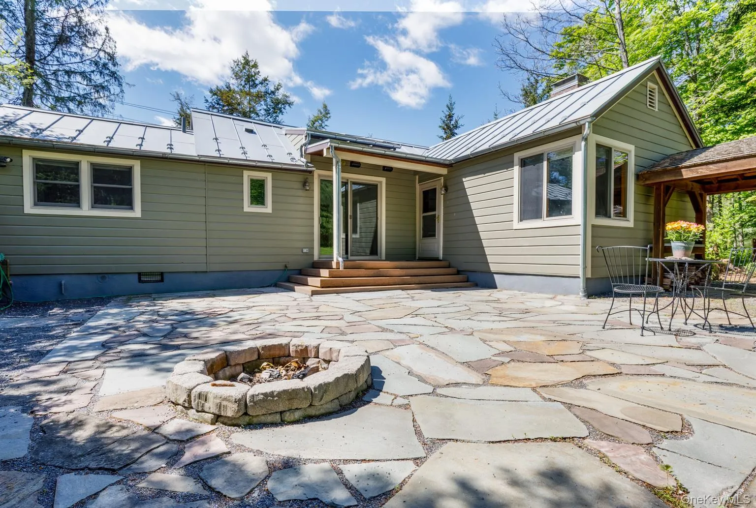 208 Tinker Street, Woodstock, NY, 2 Bedrooms Bedrooms, 6 Rooms Rooms,1 BathroomBathrooms,Residential Sale,For Rent,Tinker,0,997531 208 Tinker Street, Woodstock, NY, 2 Bedrooms Bedrooms, 6 Rooms Rooms,1 BathroomBathrooms,Residential Sale,For Rent,Tinker,0,997531