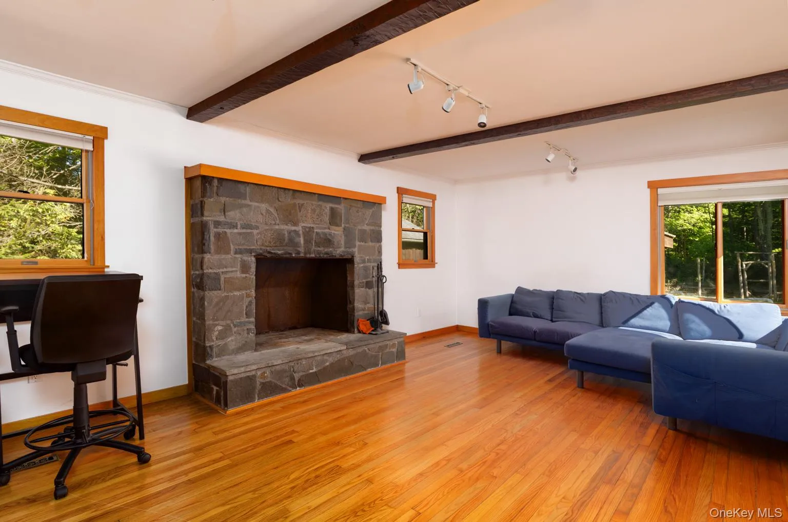 208 Tinker Street, Woodstock, NY, 2 Bedrooms Bedrooms, 6 Rooms Rooms,1 BathroomBathrooms,Residential Sale,For Rent,Tinker,0,997531 208 Tinker Street, Woodstock, NY, 2 Bedrooms Bedrooms, 6 Rooms Rooms,1 BathroomBathrooms,Residential Sale,For Rent,Tinker,0,997531