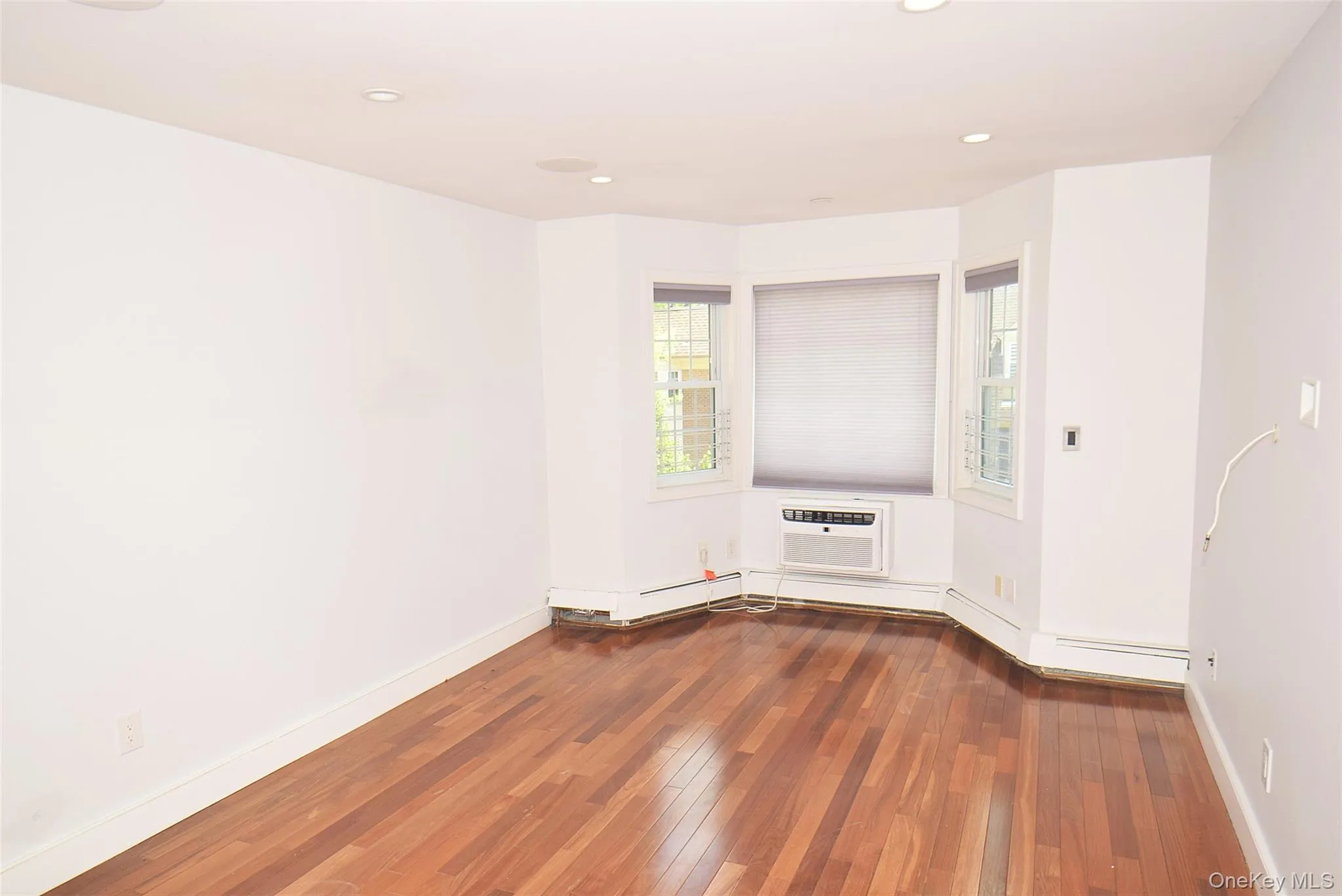 14-06 Michael Place, New York, NY, 2 Bedrooms Bedrooms, 5 Rooms Rooms,2 BathroomsBathrooms,Residential Sale,For Rent,Michael,0,997542 14-06 Michael Place, New York, NY, 2 Bedrooms Bedrooms, 5 Rooms Rooms,2 BathroomsBathrooms,Residential Sale,For Rent,Michael,0,997542