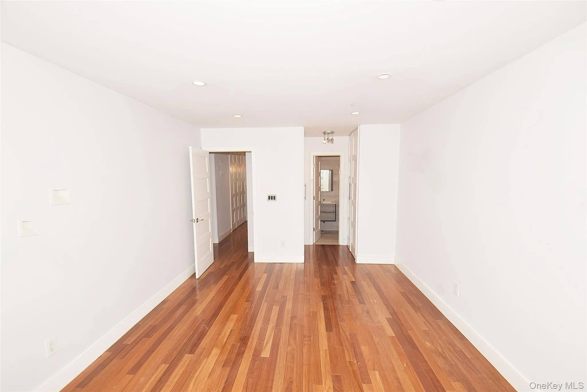 14-06 Michael Place, New York, NY, 2 Bedrooms Bedrooms, 5 Rooms Rooms,2 BathroomsBathrooms,Residential Sale,For Rent,Michael,0,997542 14-06 Michael Place, New York, NY, 2 Bedrooms Bedrooms, 5 Rooms Rooms,2 BathroomsBathrooms,Residential Sale,For Rent,Michael,0,997542