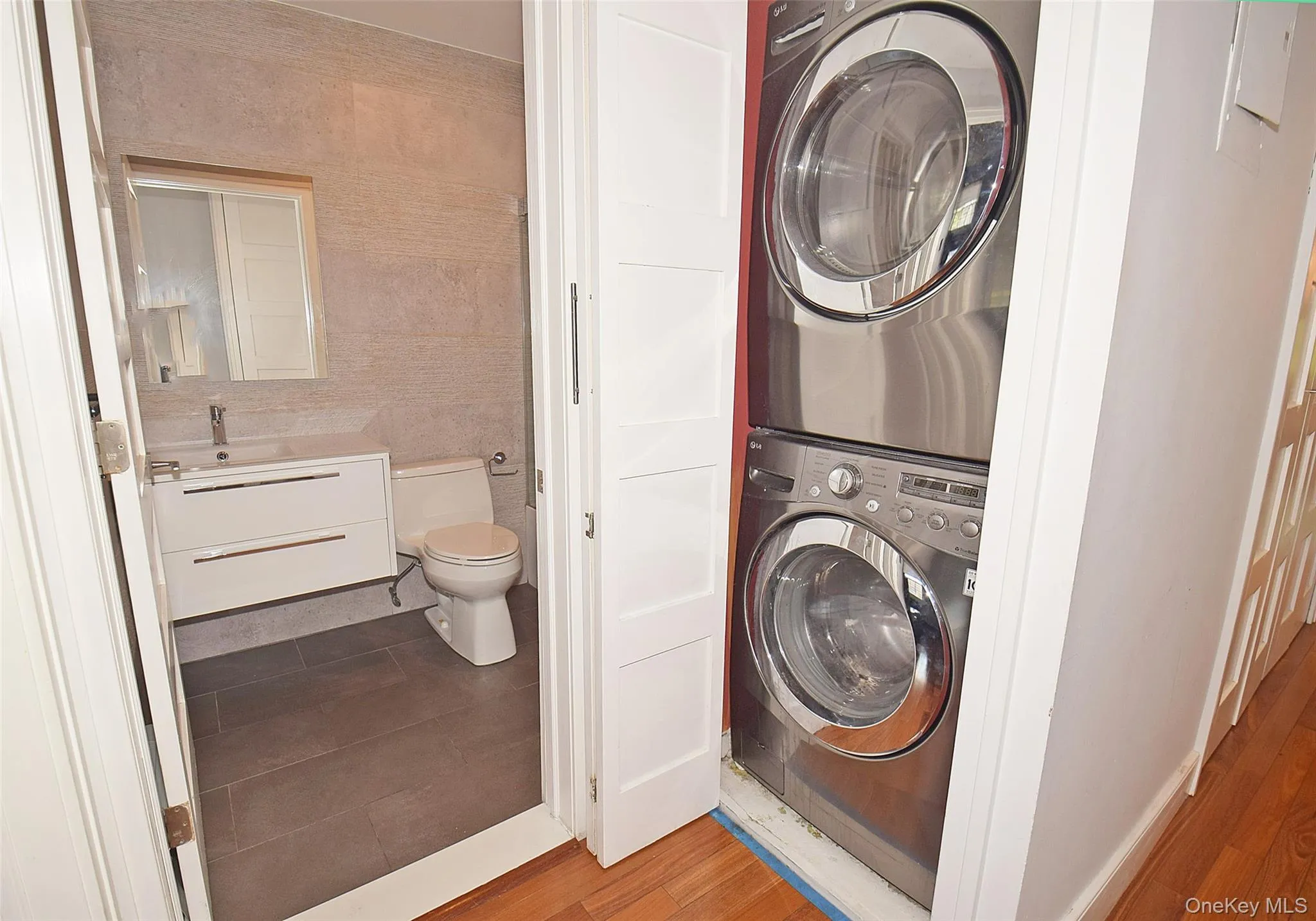 14-06 Michael Place, New York, NY, 2 Bedrooms Bedrooms, 5 Rooms Rooms,2 BathroomsBathrooms,Residential Sale,For Rent,Michael,0,997542 14-06 Michael Place, New York, NY, 2 Bedrooms Bedrooms, 5 Rooms Rooms,2 BathroomsBathrooms,Residential Sale,For Rent,Michael,0,997542