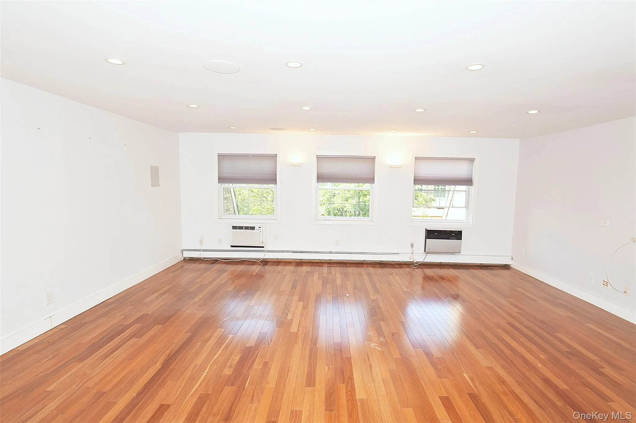14-06 Michael Place, New York, NY, 2 Bedrooms Bedrooms, 5 Rooms Rooms,2 BathroomsBathrooms,Residential Sale,For Rent,Michael,0,997542 14-06 Michael Place, New York, NY, 2 Bedrooms Bedrooms, 5 Rooms Rooms,2 BathroomsBathrooms,Residential Sale,For Rent,Michael,0,997542