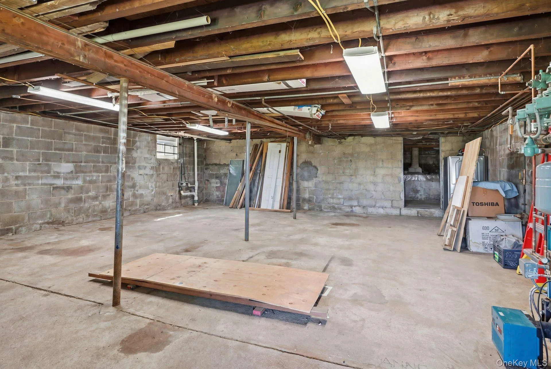19 Hillside Avenue, Huntington, NY, 5 Bedrooms Bedrooms, 8 Rooms Rooms,3 BathroomsBathrooms,Residential,For Rent,Hillside,0,997550 19 Hillside Avenue, Huntington, NY, 5 Bedrooms Bedrooms, 8 Rooms Rooms,3 BathroomsBathrooms,Residential,For Rent,Hillside,0,997550