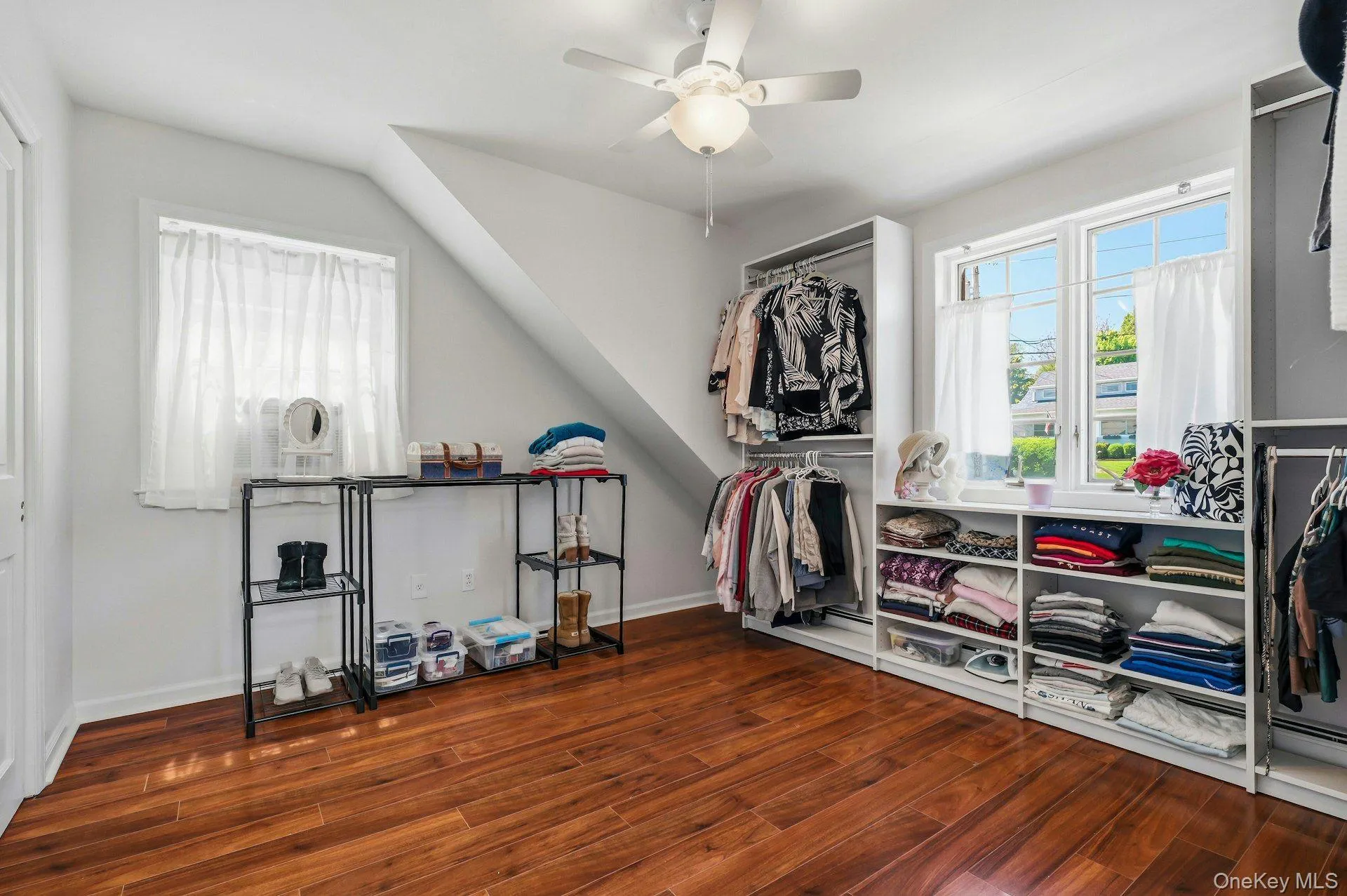 19 Hillside Avenue, Huntington, NY, 5 Bedrooms Bedrooms, 8 Rooms Rooms,3 BathroomsBathrooms,Residential,For Rent,Hillside,0,997550 19 Hillside Avenue, Huntington, NY, 5 Bedrooms Bedrooms, 8 Rooms Rooms,3 BathroomsBathrooms,Residential,For Rent,Hillside,0,997550
