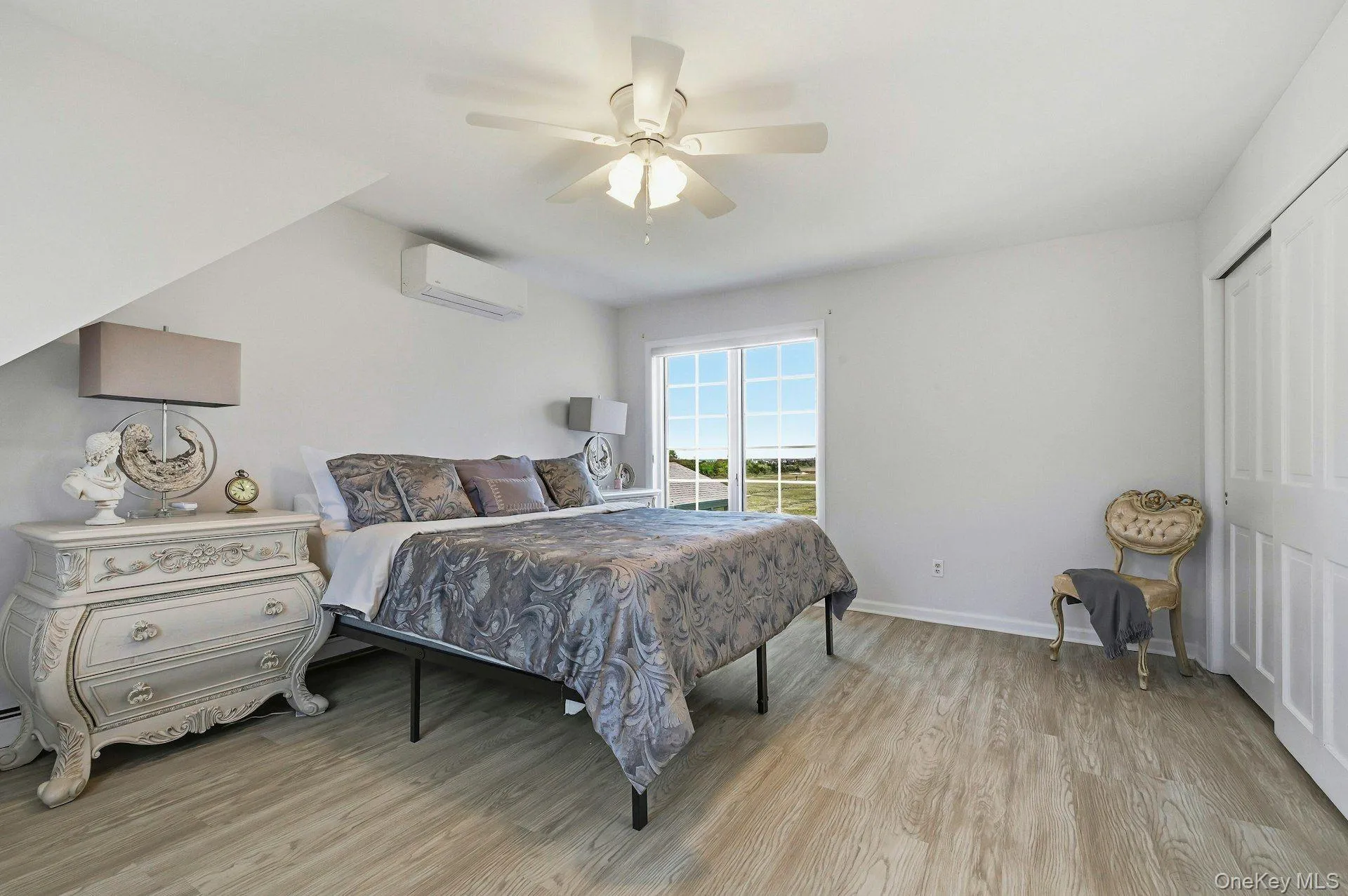 19 Hillside Avenue, Huntington, NY, 5 Bedrooms Bedrooms, 8 Rooms Rooms,3 BathroomsBathrooms,Residential,For Rent,Hillside,0,997550 19 Hillside Avenue, Huntington, NY, 5 Bedrooms Bedrooms, 8 Rooms Rooms,3 BathroomsBathrooms,Residential,For Rent,Hillside,0,997550