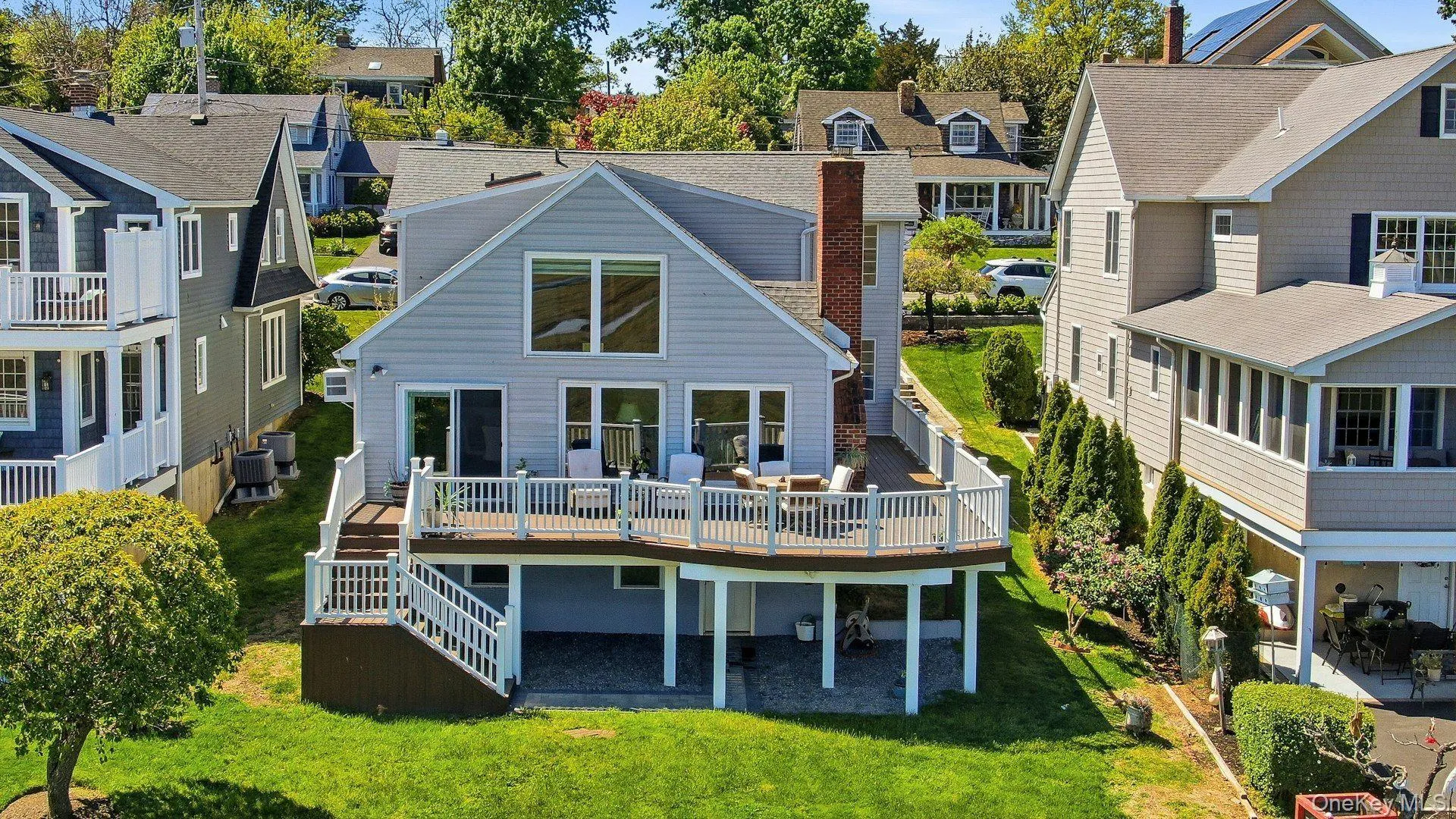 19 Hillside Avenue, Huntington, NY, 5 Bedrooms Bedrooms, 8 Rooms Rooms,3 BathroomsBathrooms,Residential,For Rent,Hillside,0,997550 19 Hillside Avenue, Huntington, NY, 5 Bedrooms Bedrooms, 8 Rooms Rooms,3 BathroomsBathrooms,Residential,For Rent,Hillside,0,997550
