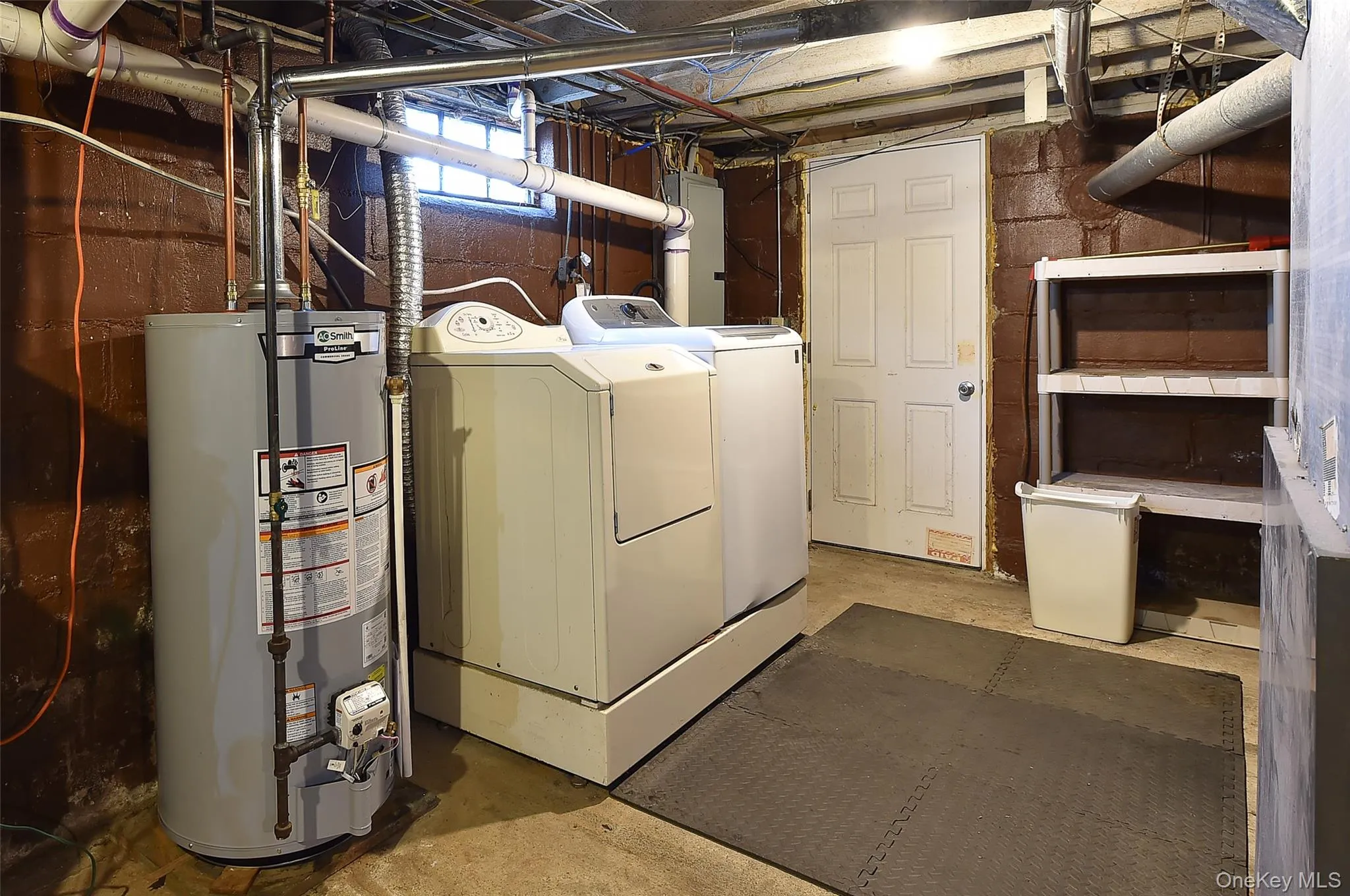 94 Randall Street, Warwick (town), NY, 2 Bedrooms Bedrooms, 5 Rooms Rooms,1 BathroomBathrooms,Residential,For Rent,Randall,0,997557 94 Randall Street, Warwick (town), NY, 2 Bedrooms Bedrooms, 5 Rooms Rooms,1 BathroomBathrooms,Residential,For Rent,Randall,0,997557