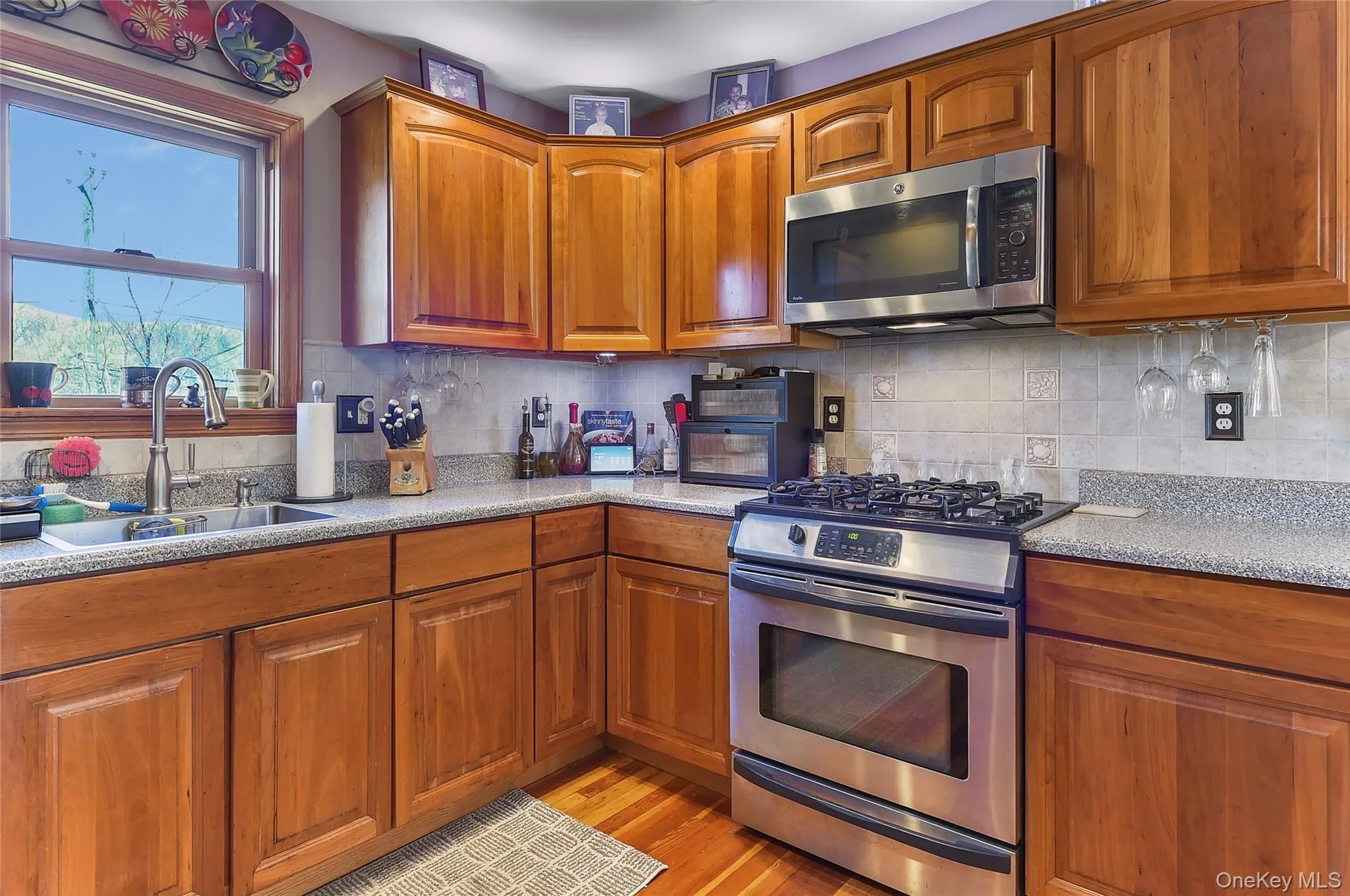 94 Randall Street, Warwick (town), NY, 2 Bedrooms Bedrooms, 5 Rooms Rooms,1 BathroomBathrooms,Residential,For Rent,Randall,0,997557 94 Randall Street, Warwick (town), NY, 2 Bedrooms Bedrooms, 5 Rooms Rooms,1 BathroomBathrooms,Residential,For Rent,Randall,0,997557