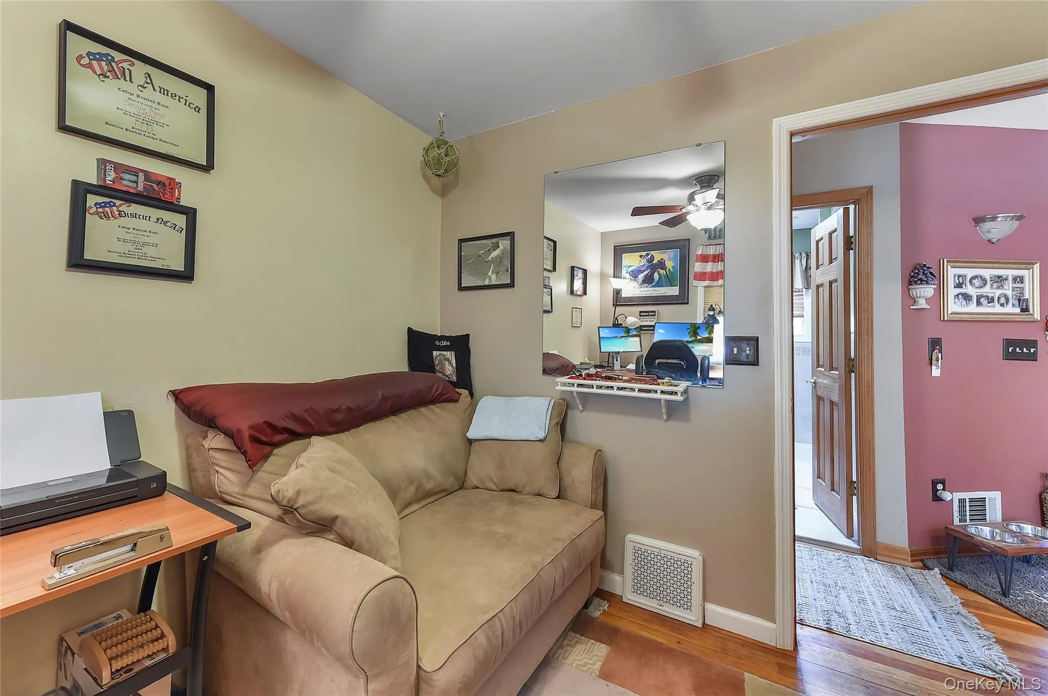 94 Randall Street, Warwick (town), NY, 2 Bedrooms Bedrooms, 5 Rooms Rooms,1 BathroomBathrooms,Residential,For Rent,Randall,0,997557 94 Randall Street, Warwick (town), NY, 2 Bedrooms Bedrooms, 5 Rooms Rooms,1 BathroomBathrooms,Residential,For Rent,Randall,0,997557