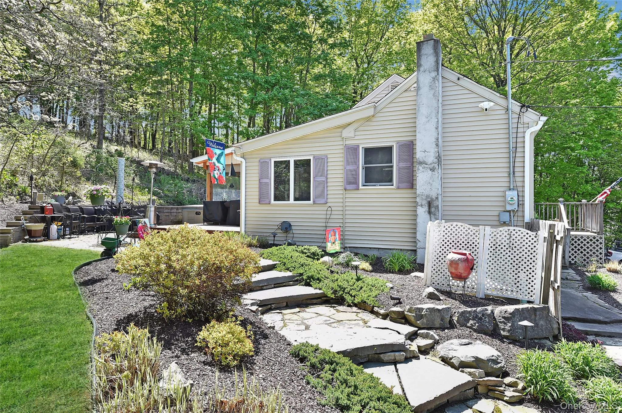 94 Randall Street, Warwick (town), NY, 2 Bedrooms Bedrooms, 5 Rooms Rooms,1 BathroomBathrooms,Residential,For Rent,Randall,0,997557 94 Randall Street, Warwick (town), NY, 2 Bedrooms Bedrooms, 5 Rooms Rooms,1 BathroomBathrooms,Residential,For Rent,Randall,0,997557
