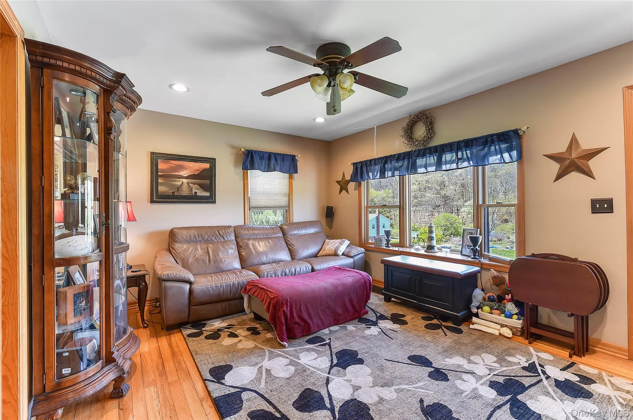 94 Randall Street, Warwick (town), NY, 2 Bedrooms Bedrooms, 5 Rooms Rooms,1 BathroomBathrooms,Residential,For Rent,Randall,0,997557 94 Randall Street, Warwick (town), NY, 2 Bedrooms Bedrooms, 5 Rooms Rooms,1 BathroomBathrooms,Residential,For Rent,Randall,0,997557