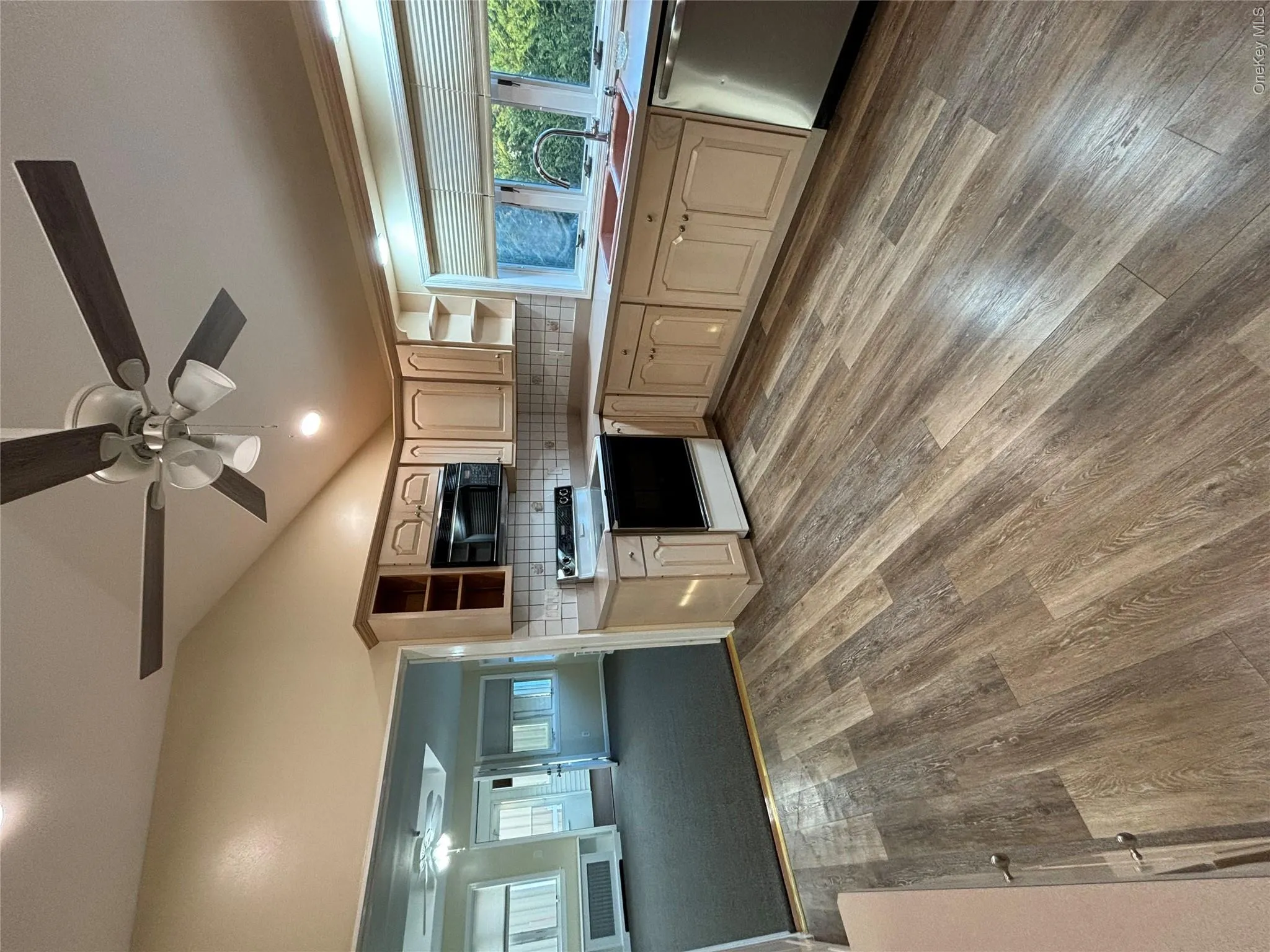 445 North Country Road, Smithtown, NY, 4 Bedrooms Bedrooms, 8 Rooms Rooms,2 BathroomsBathrooms,Residential Lease,For Rent,North Country,0,997561 445 North Country Road, Smithtown, NY, 4 Bedrooms Bedrooms, 8 Rooms Rooms,2 BathroomsBathrooms,Residential Lease,For Rent,North Country,0,997561