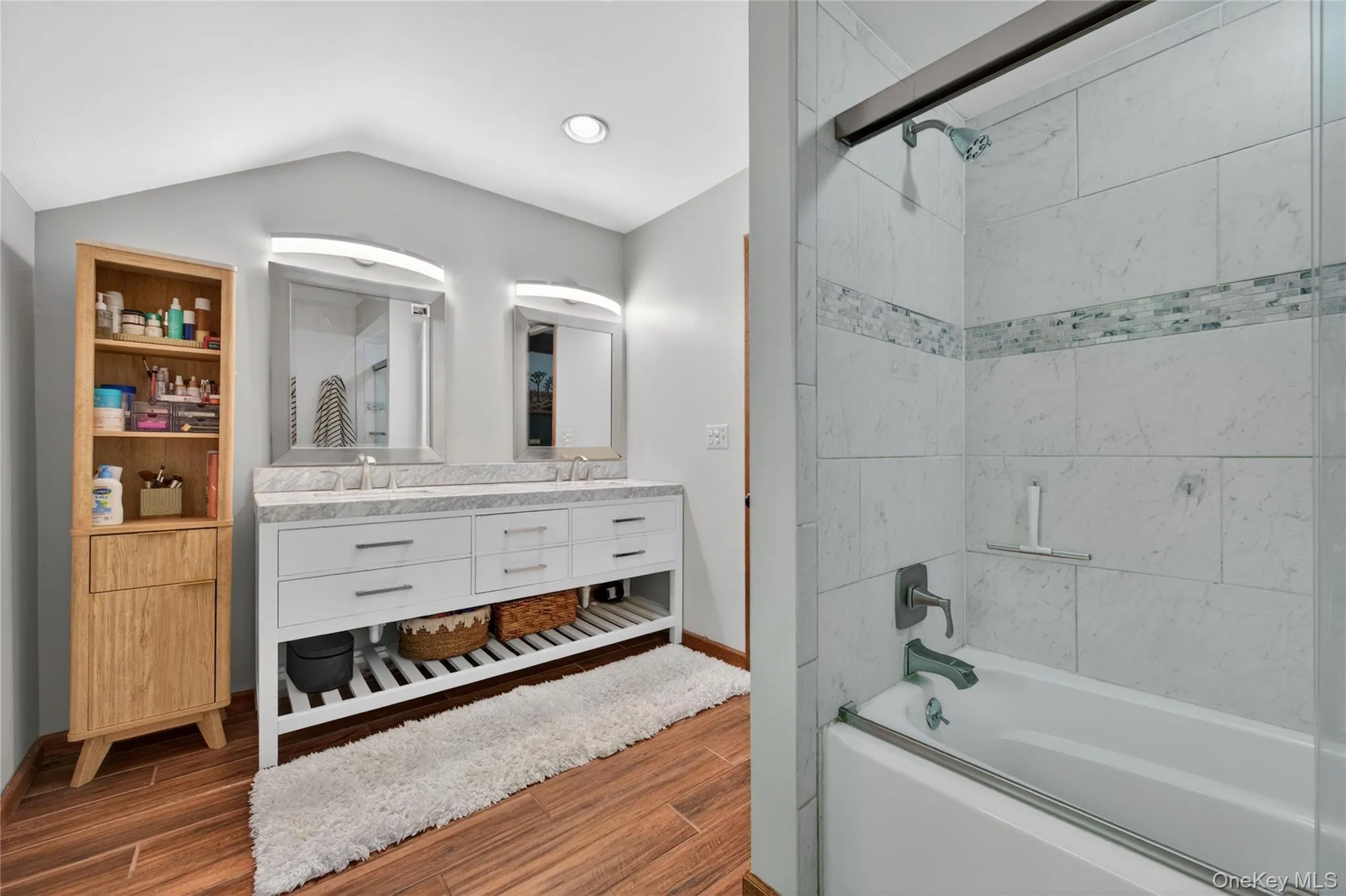 372 Bramertown Road, Tuxedo, NY, 4 Bedrooms Bedrooms, 12 Rooms Rooms,2 BathroomsBathrooms,Residential Sale,For Rent,Bramertown,0,997572 372 Bramertown Road, Tuxedo, NY, 4 Bedrooms Bedrooms, 12 Rooms Rooms,2 BathroomsBathrooms,Residential Sale,For Rent,Bramertown,0,997572