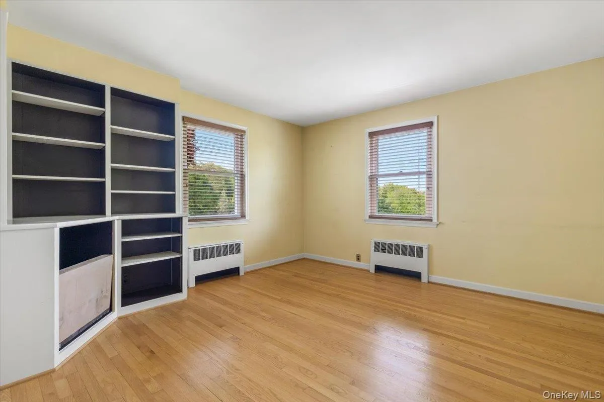 11 Malvern Road, Yonkers, NY, 3 Bedrooms Bedrooms, 6 Rooms Rooms,2 BathroomsBathrooms,Residential,For Rent,Malvern,0,KEY997594 11 Malvern Road, Yonkers, NY, 3 Bedrooms Bedrooms, 6 Rooms Rooms,2 BathroomsBathrooms,Residential,For Rent,Malvern,0,KEY997594