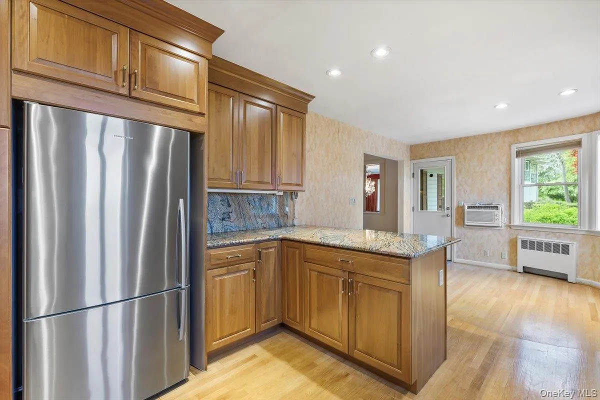 11 Malvern Road, Yonkers, NY, 3 Bedrooms Bedrooms, 6 Rooms Rooms,2 BathroomsBathrooms,Residential,For Rent,Malvern,0,KEY997594 11 Malvern Road, Yonkers, NY, 3 Bedrooms Bedrooms, 6 Rooms Rooms,2 BathroomsBathrooms,Residential,For Rent,Malvern,0,KEY997594