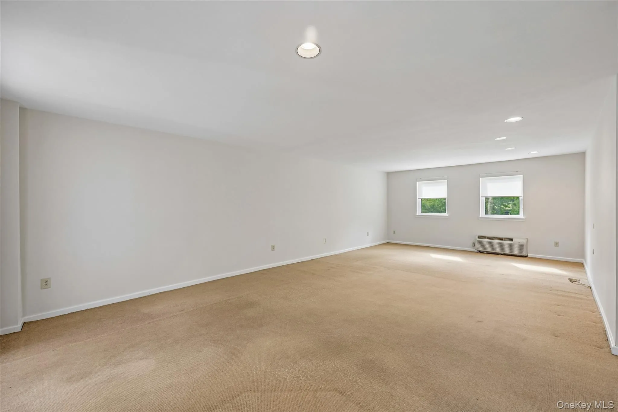 1331 Broadway, Hempstead, NY, 2 Bedrooms Bedrooms, 5 Rooms Rooms,2 BathroomsBathrooms,Residential Sale,For Rent,Broadway,0,997603 1331 Broadway, Hempstead, NY, 2 Bedrooms Bedrooms, 5 Rooms Rooms,2 BathroomsBathrooms,Residential Sale,For Rent,Broadway,0,997603