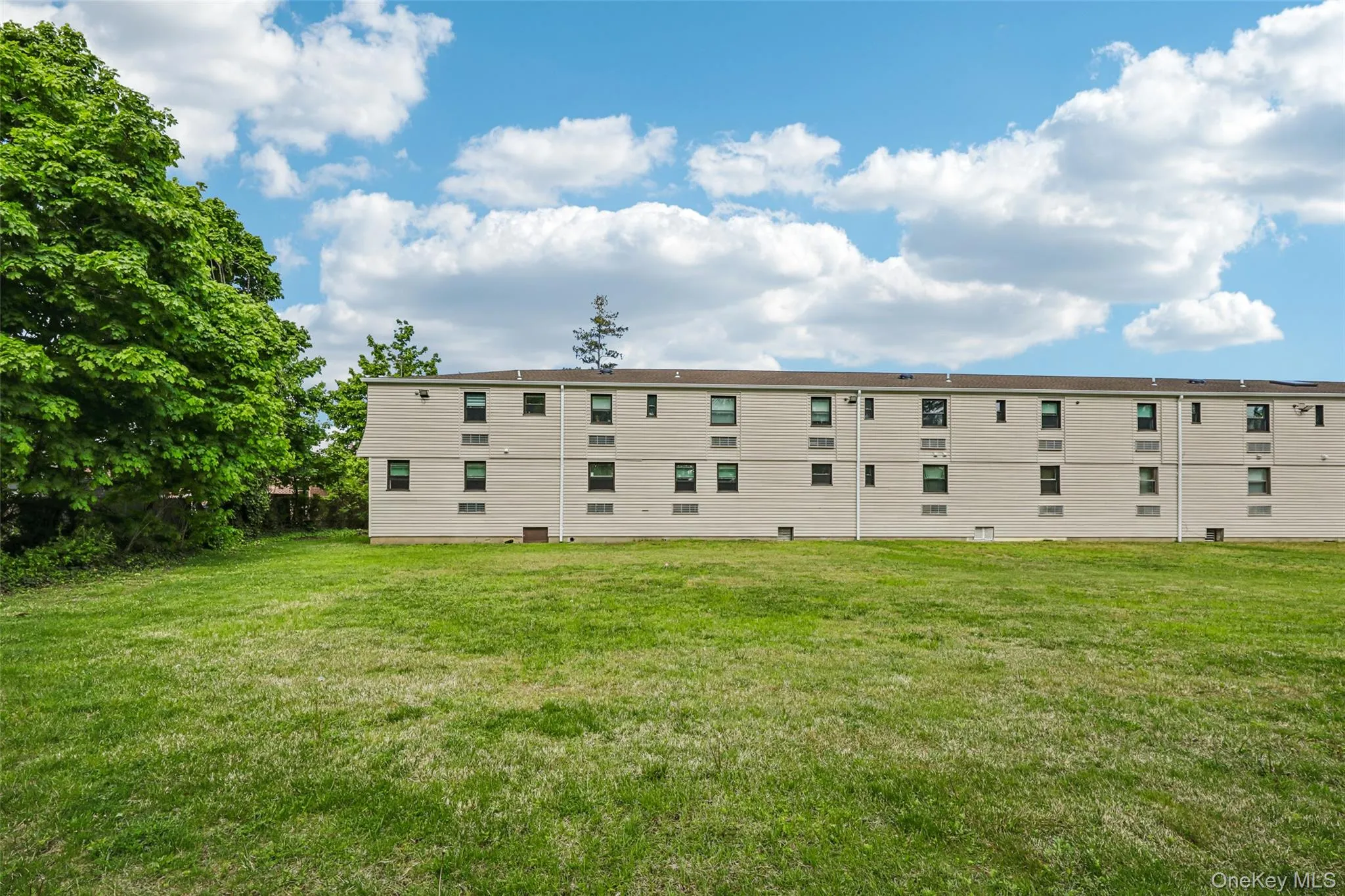 1331 Broadway, Hempstead, NY, 2 Bedrooms Bedrooms, 5 Rooms Rooms,2 BathroomsBathrooms,Residential Sale,For Rent,Broadway,0,997603 1331 Broadway, Hempstead, NY, 2 Bedrooms Bedrooms, 5 Rooms Rooms,2 BathroomsBathrooms,Residential Sale,For Rent,Broadway,0,997603