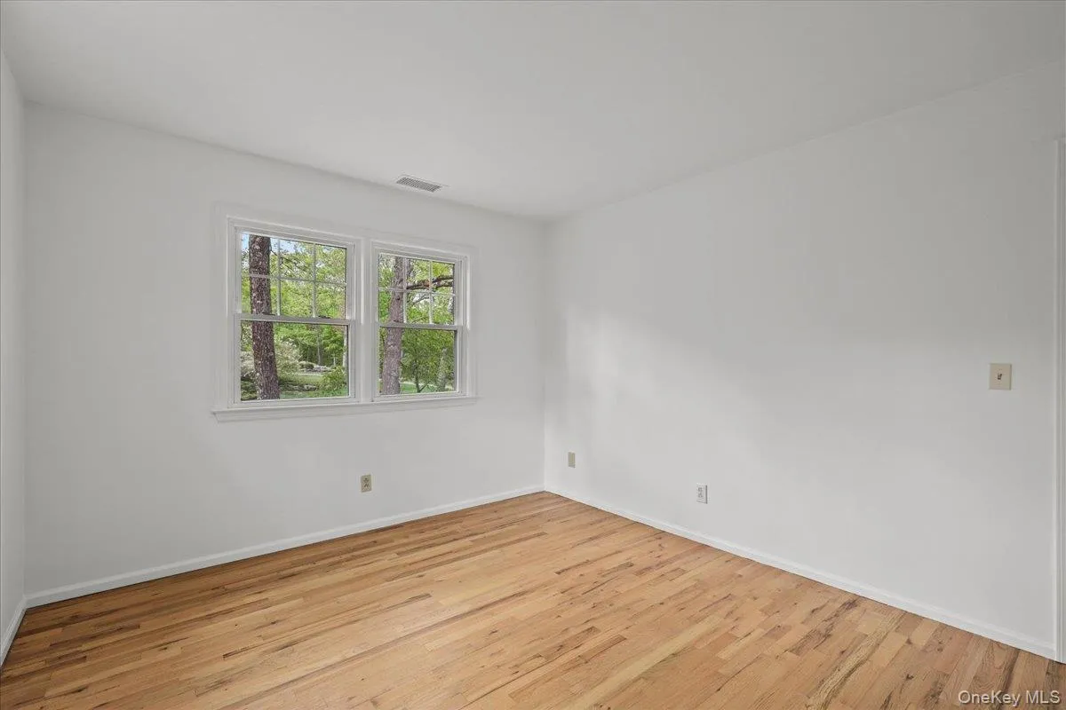 10 Silvermine Drive, Lewisboro, NY, 4 Bedrooms Bedrooms, 9 Rooms Rooms,2 BathroomsBathrooms,Residential,For Rent,Silvermine,0,997610 10 Silvermine Drive, Lewisboro, NY, 4 Bedrooms Bedrooms, 9 Rooms Rooms,2 BathroomsBathrooms,Residential,For Rent,Silvermine,0,997610